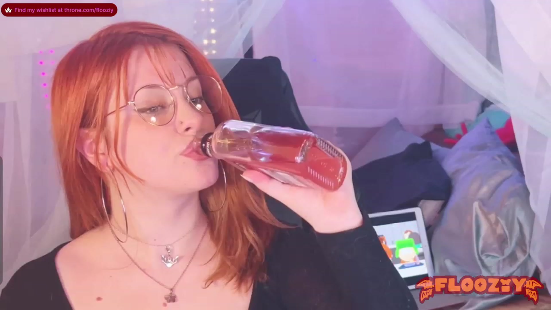 Gallery image thumbnail from flooziy's myfreecams stream on, 01/16/2024, 07:03 image 1 of 20