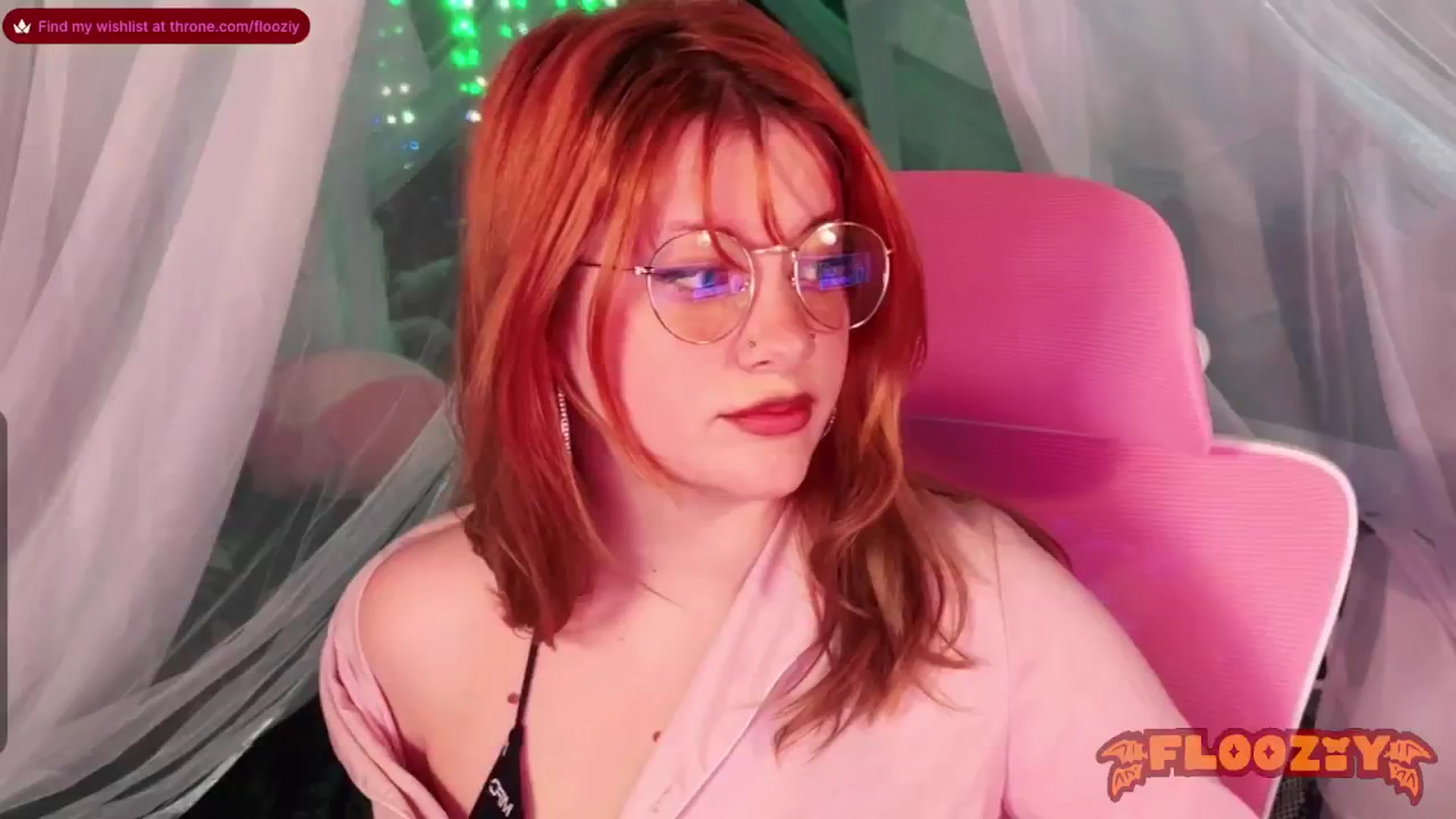 Gallery image thumbnail from flooziy's myfreecams stream on, 01/27/2024, 04:28 image 10 of 20