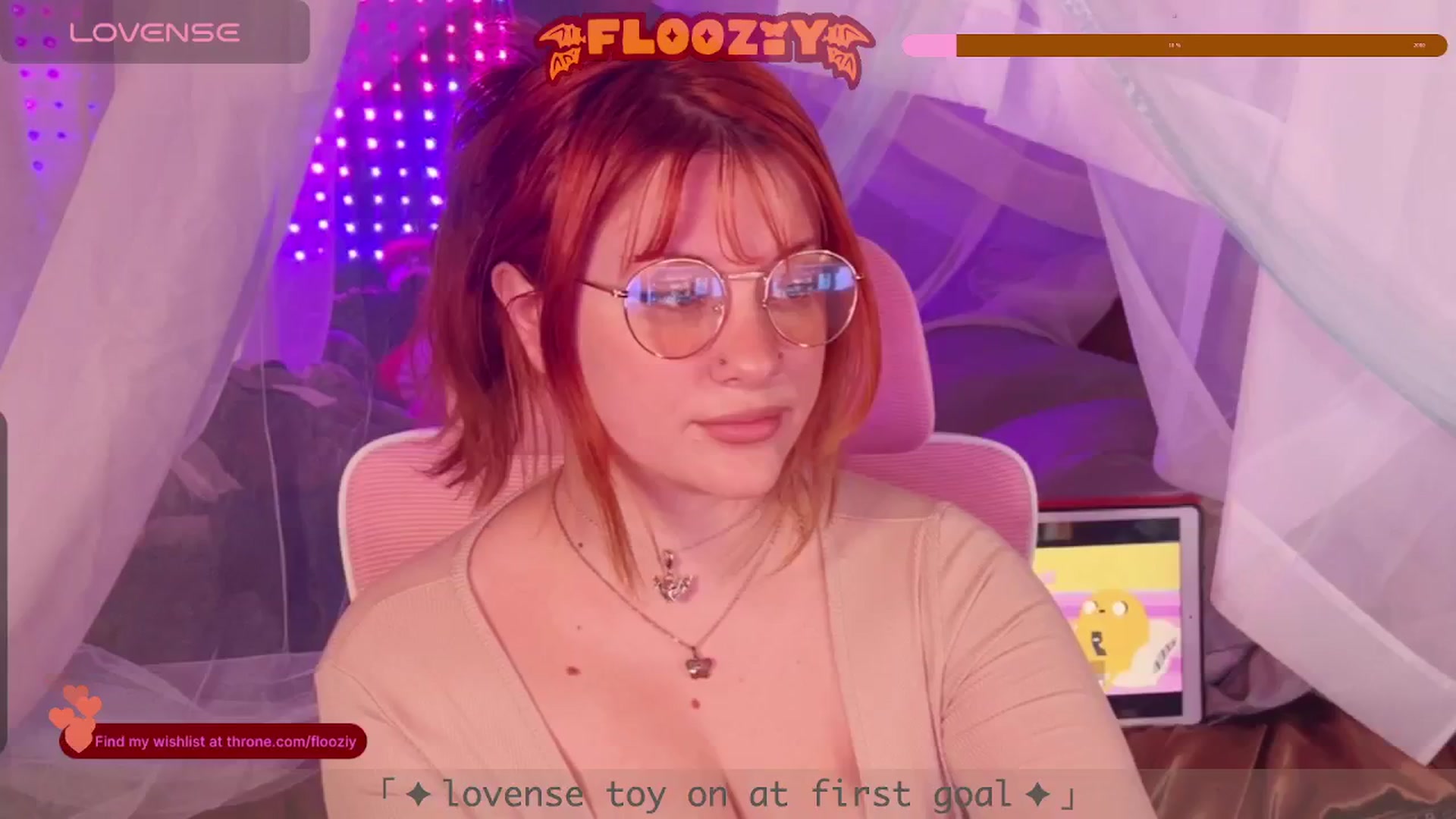 Gallery image thumbnail from flooziy's myfreecams stream on, 01/30/2024, 04:25 image 13 of 20