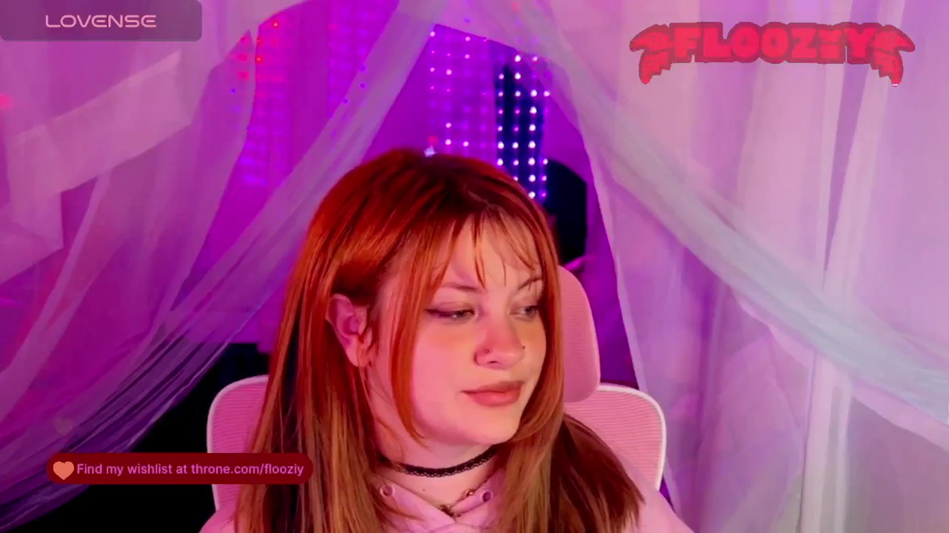 Gallery image thumbnail from flooziy's myfreecams stream on, 02/17/2024, 02:17 image 3 of 20