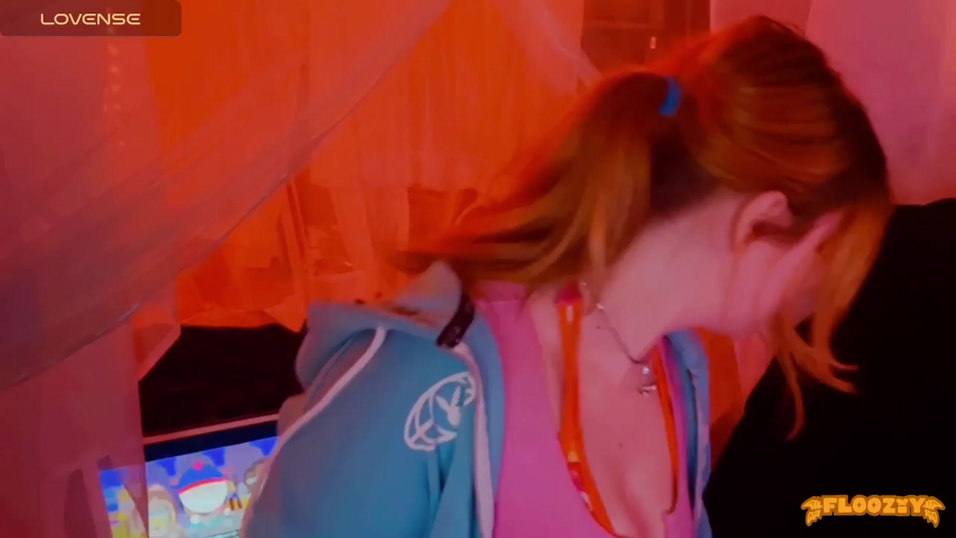 Gallery image thumbnail from flooziy's myfreecams stream on, 04/15/2024, 11:18 image 19 of 20