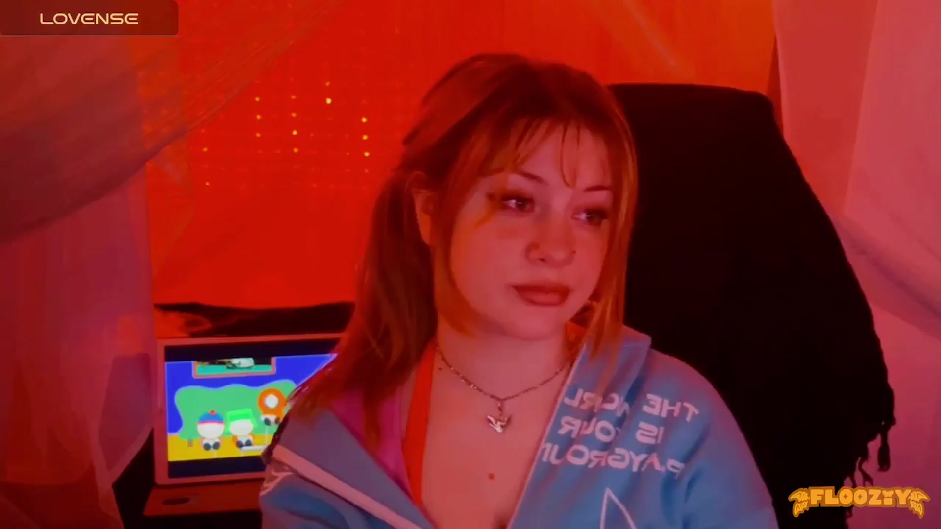 Gallery image thumbnail from flooziy's myfreecams stream on, 04/15/2024, 11:49 image 3 of 20