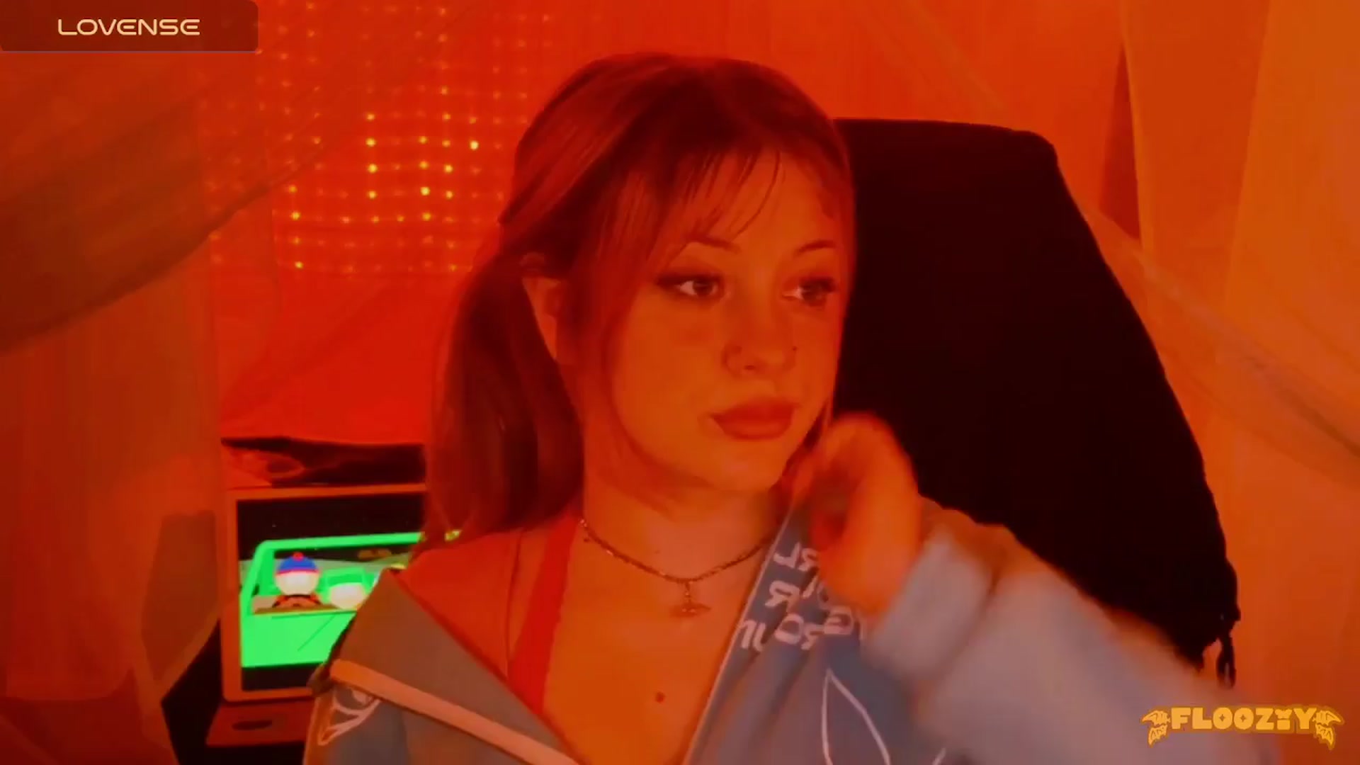 Gallery image thumbnail from flooziy's myfreecams stream on, 04/15/2024, 11:49 image 15 of 20