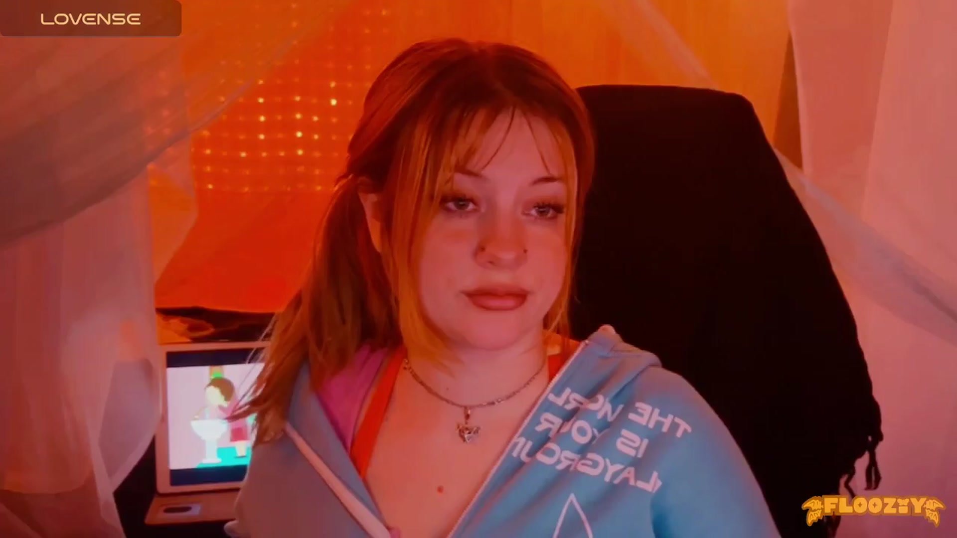 Gallery image thumbnail from flooziy's myfreecams stream on, 04/15/2024, 11:49 image 16 of 20