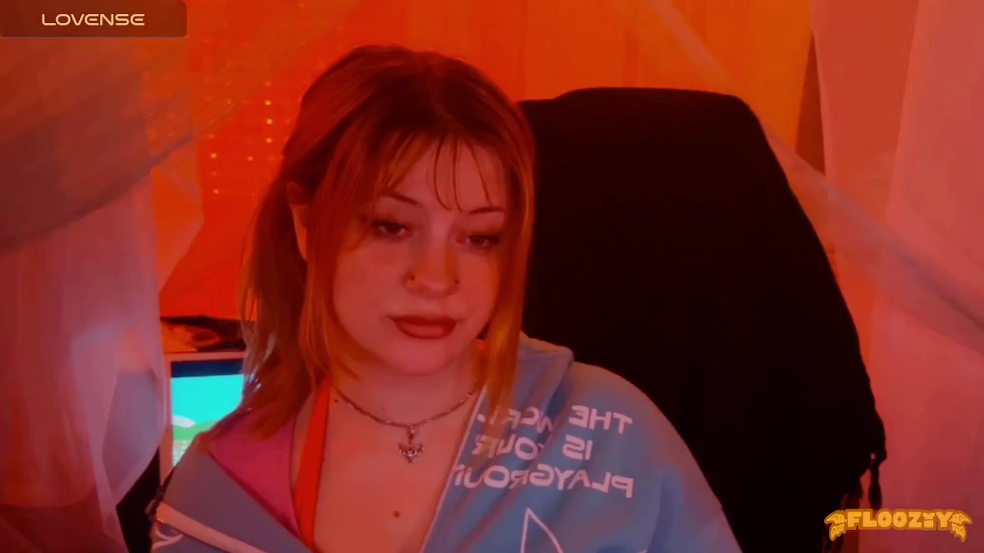 Gallery image thumbnail from flooziy's myfreecams stream on, 04/15/2024, 11:49 image 9 of 20