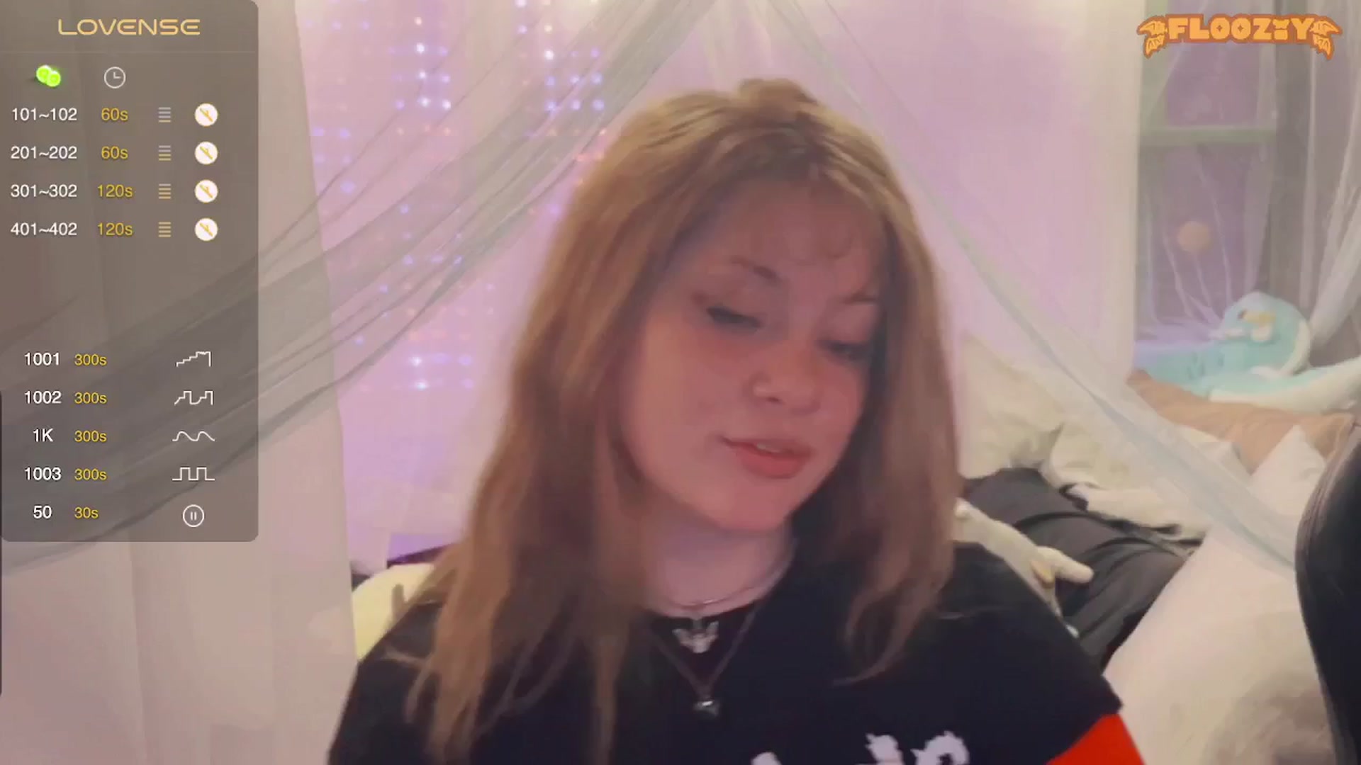 Gallery image thumbnail from flooziy's myfreecams stream on, 04/25/2024, 08:57 image 18 of 20