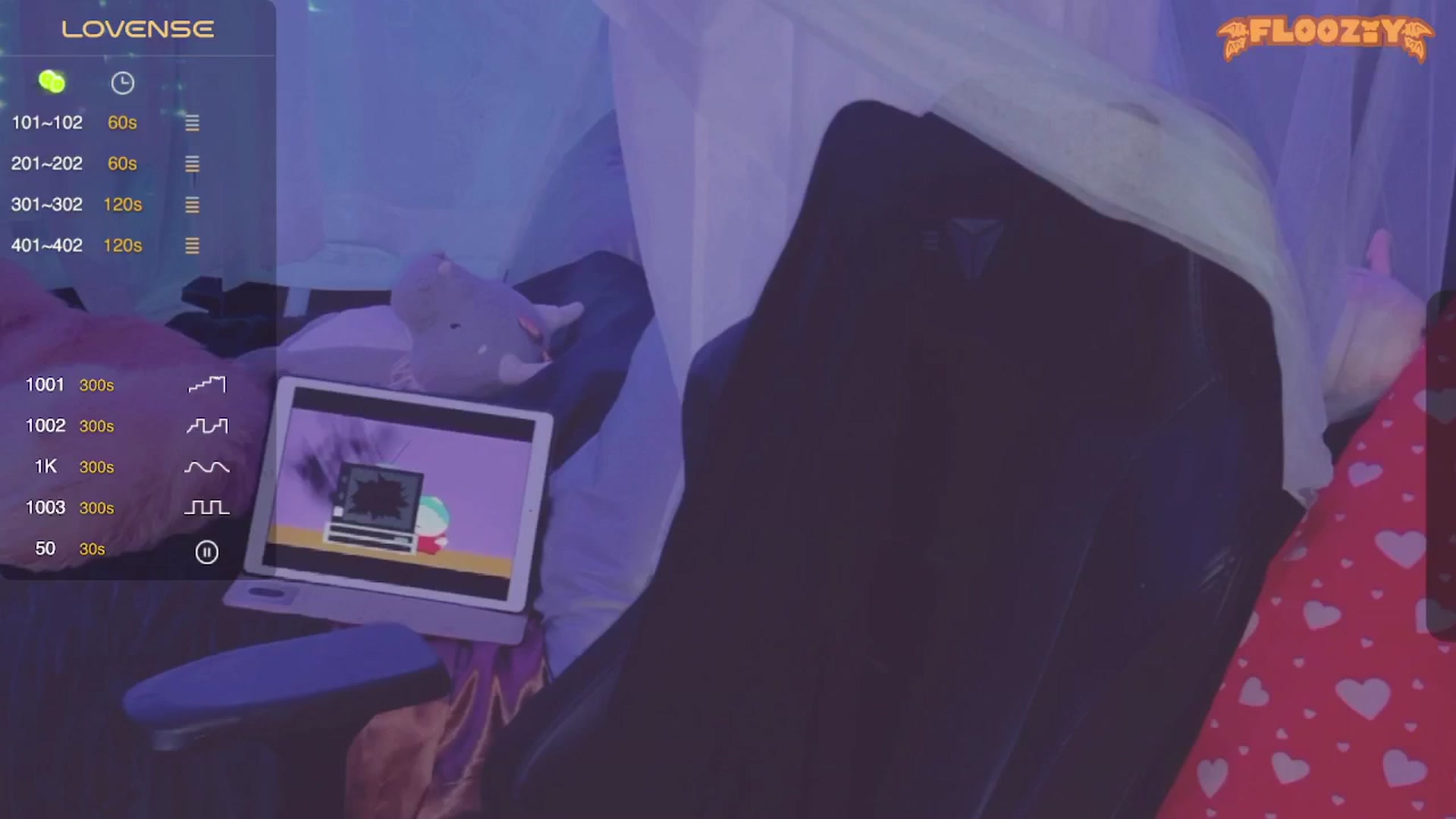 Gallery image thumbnail from flooziy's myfreecams stream on, 04/29/2024, 03:02 image 16 of 20