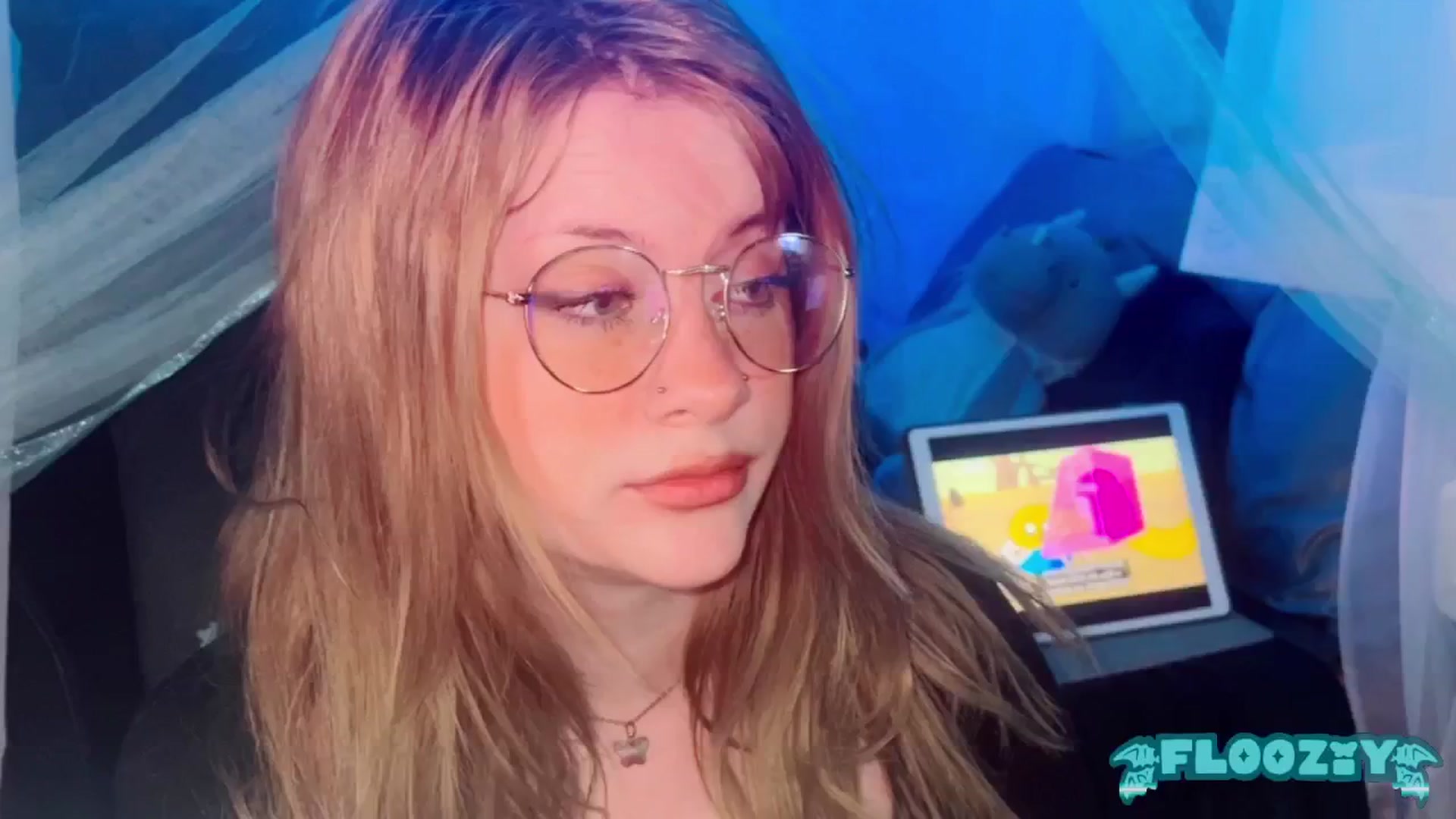 Gallery image thumbnail from flooziy's myfreecams stream on, 05/13/2024, 11:00 image 6 of 20