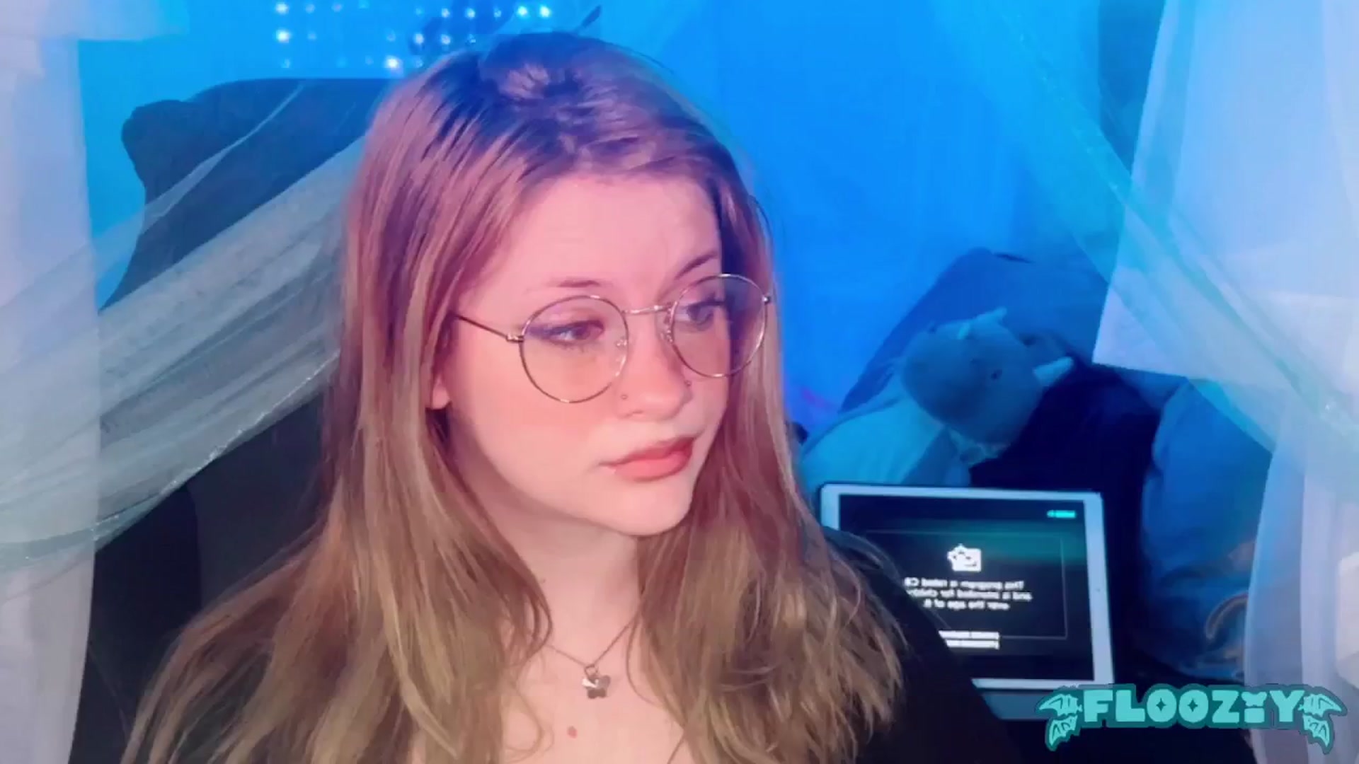 Gallery image thumbnail from flooziy's myfreecams stream on, 05/13/2024, 11:00 image 13 of 20