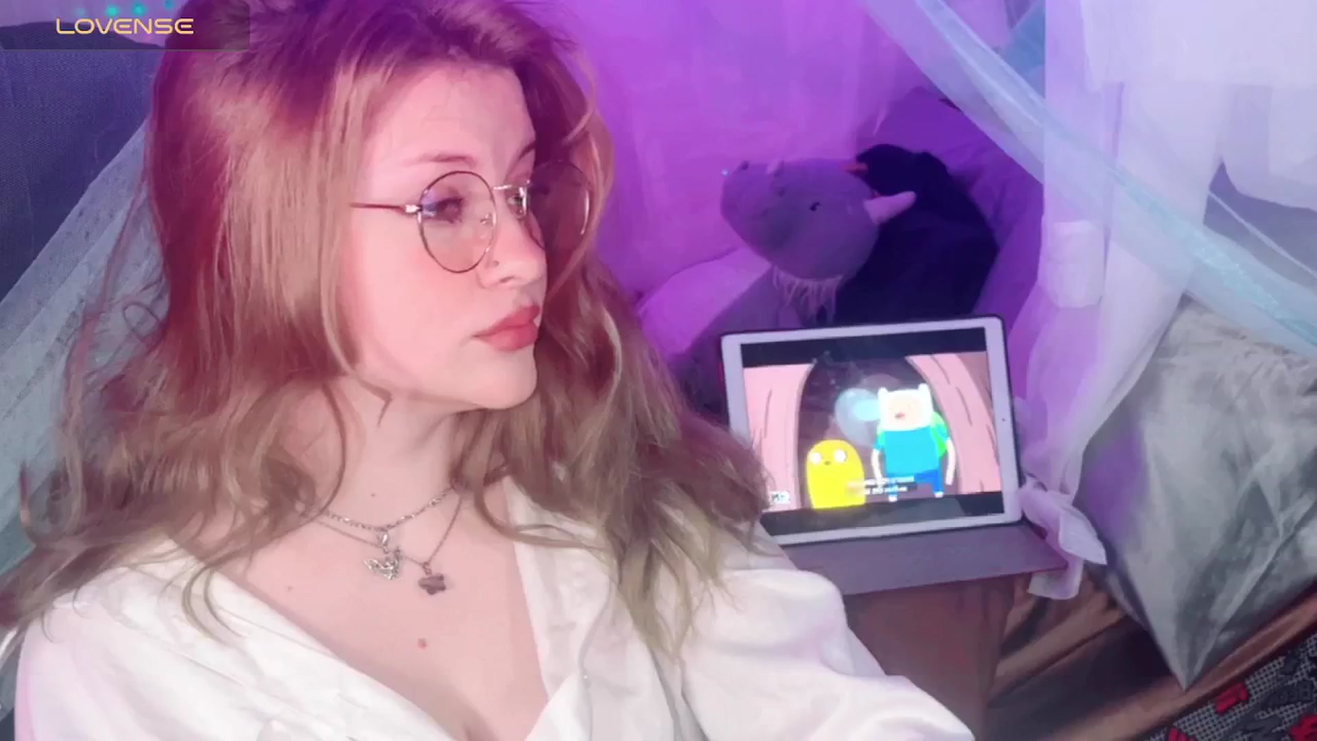Gallery image thumbnail from flooziy's myfreecams stream on, 05/15/2024, 09:04 image 7 of 20