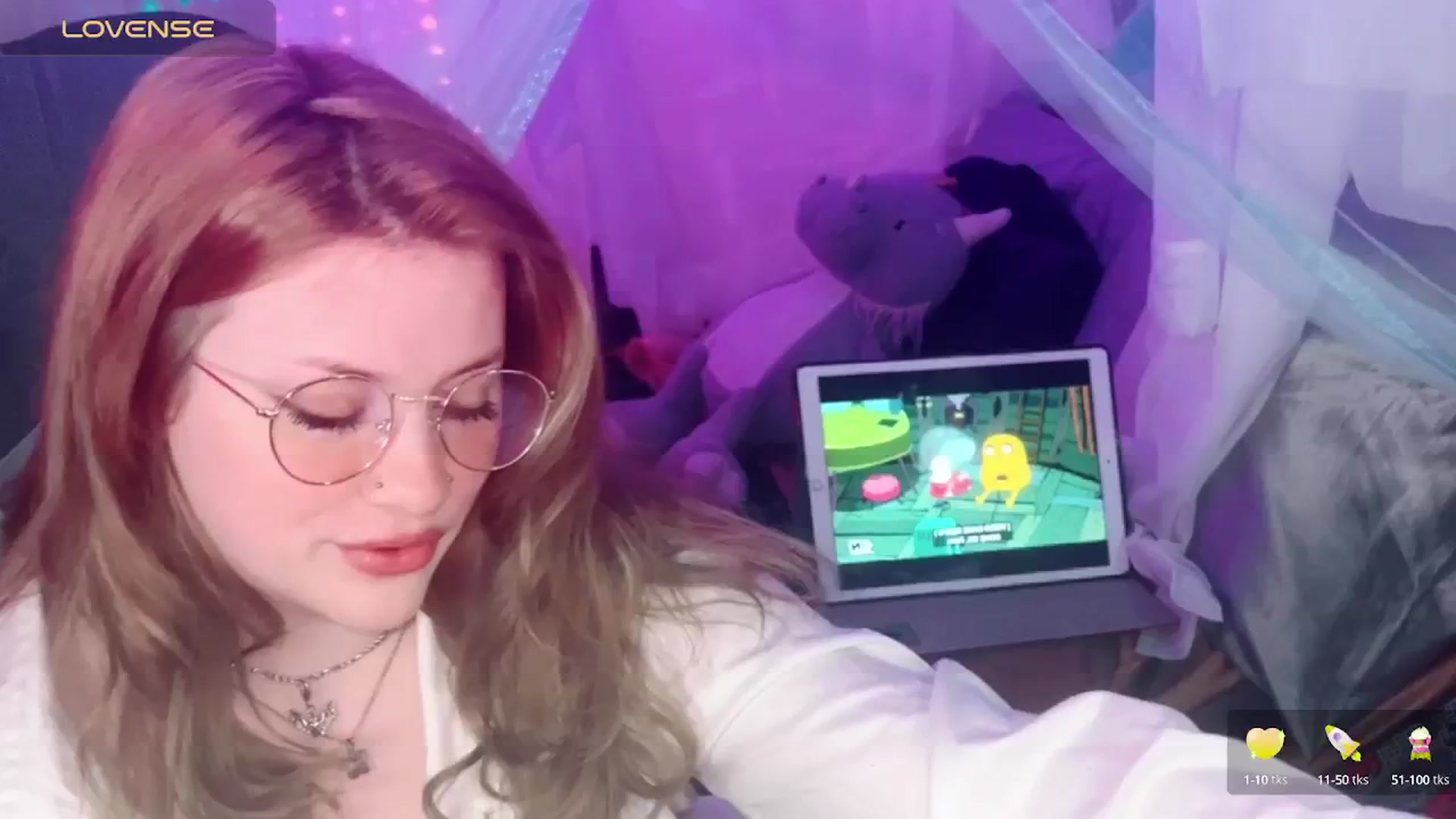 Gallery image thumbnail from flooziy's myfreecams stream on, 05/15/2024, 09:04 image 4 of 20