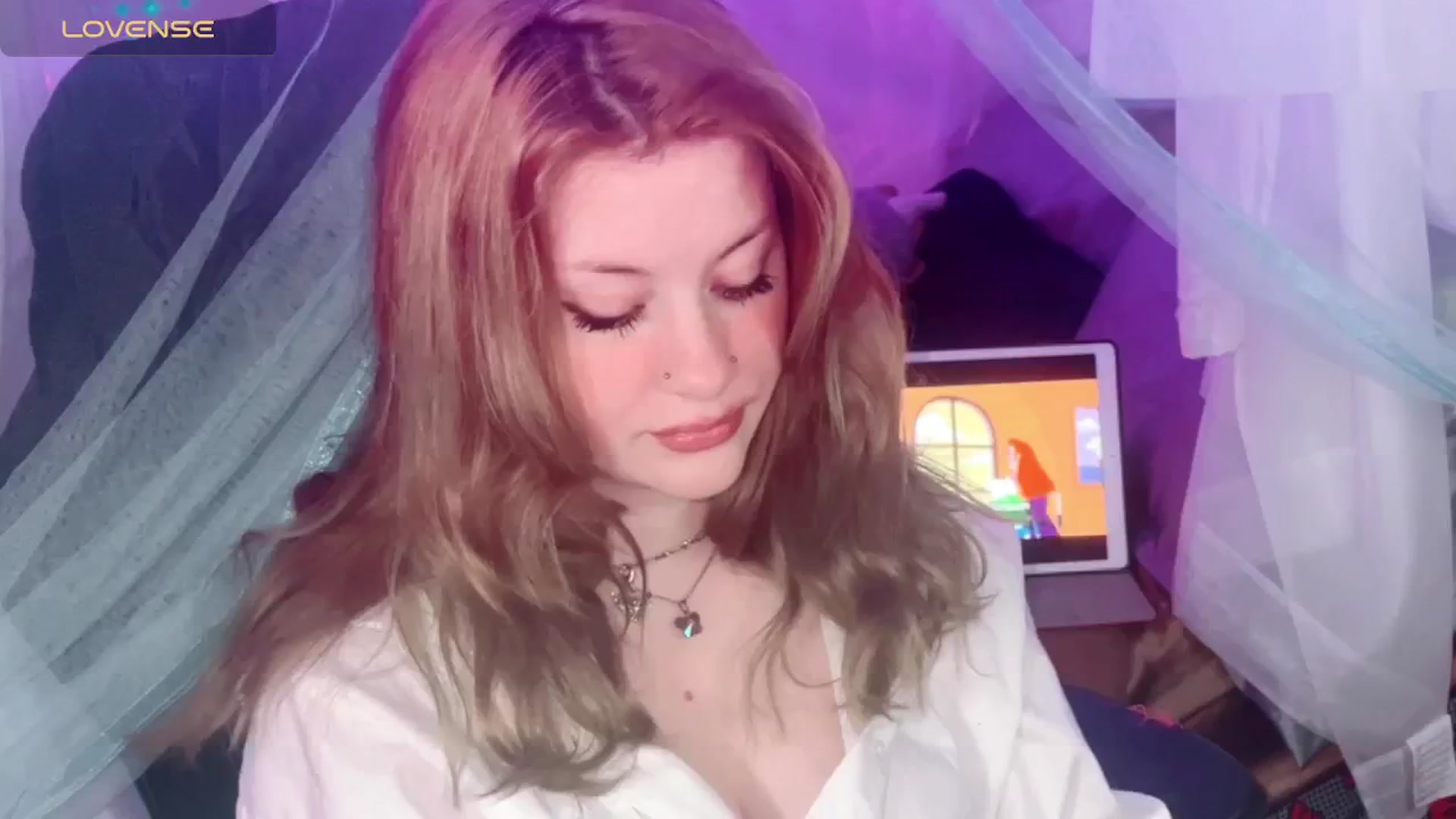 Gallery image thumbnail from flooziy's myfreecams stream on, 05/15/2024, 12:02 image 12 of 20