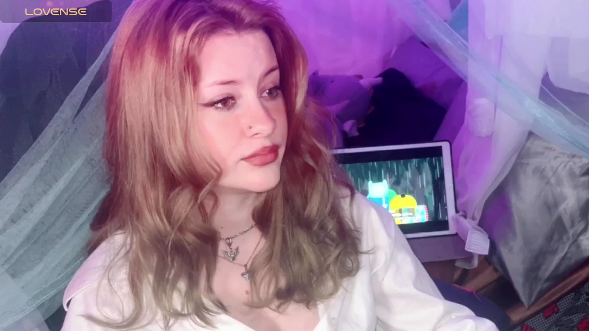 Gallery image thumbnail from flooziy's myfreecams stream on, 05/15/2024, 12:02 image 5 of 20