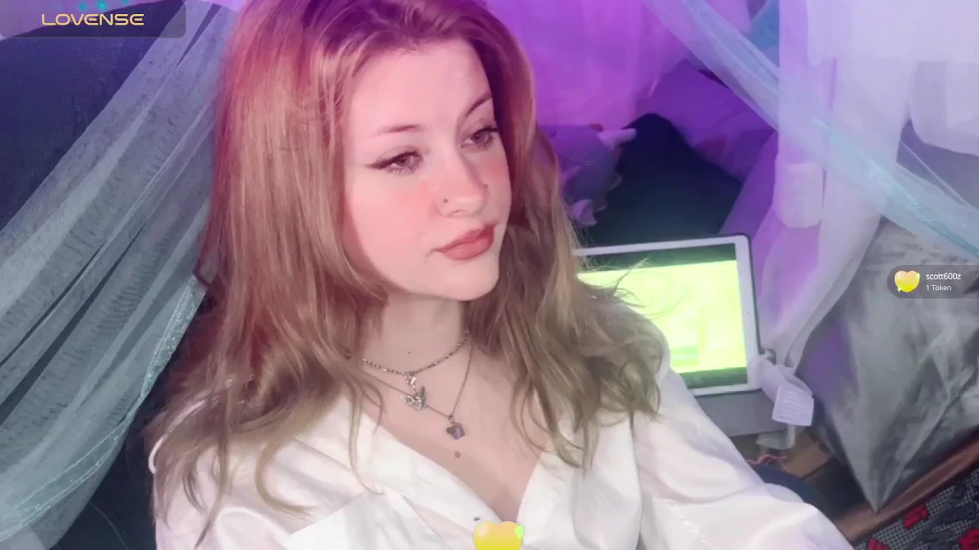 Gallery image thumbnail from flooziy's myfreecams stream on, 05/15/2024, 12:02 image 9 of 20