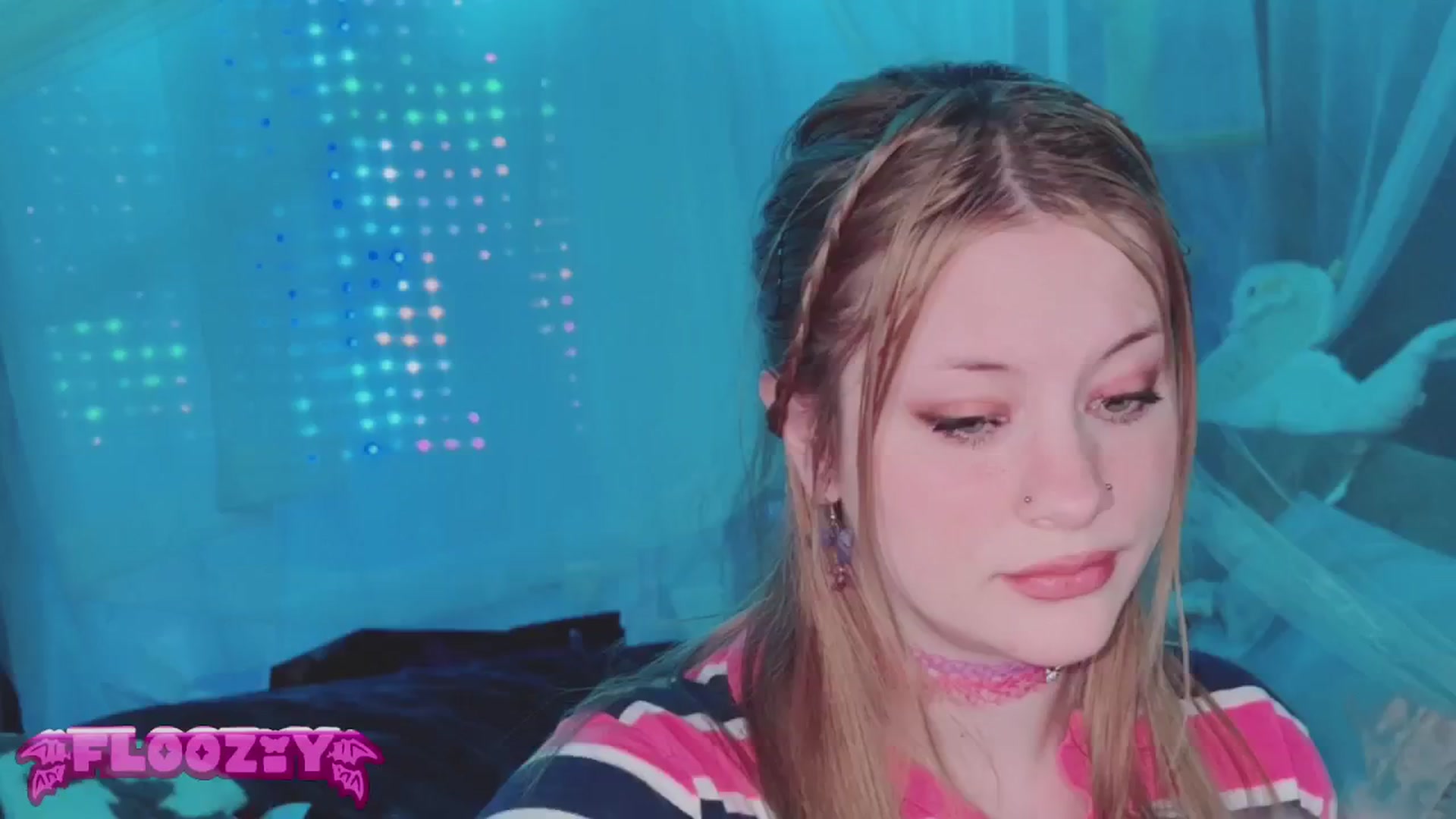 Gallery image thumbnail from flooziy's myfreecams stream on, 05/27/2024, 03:30 image 14 of 20