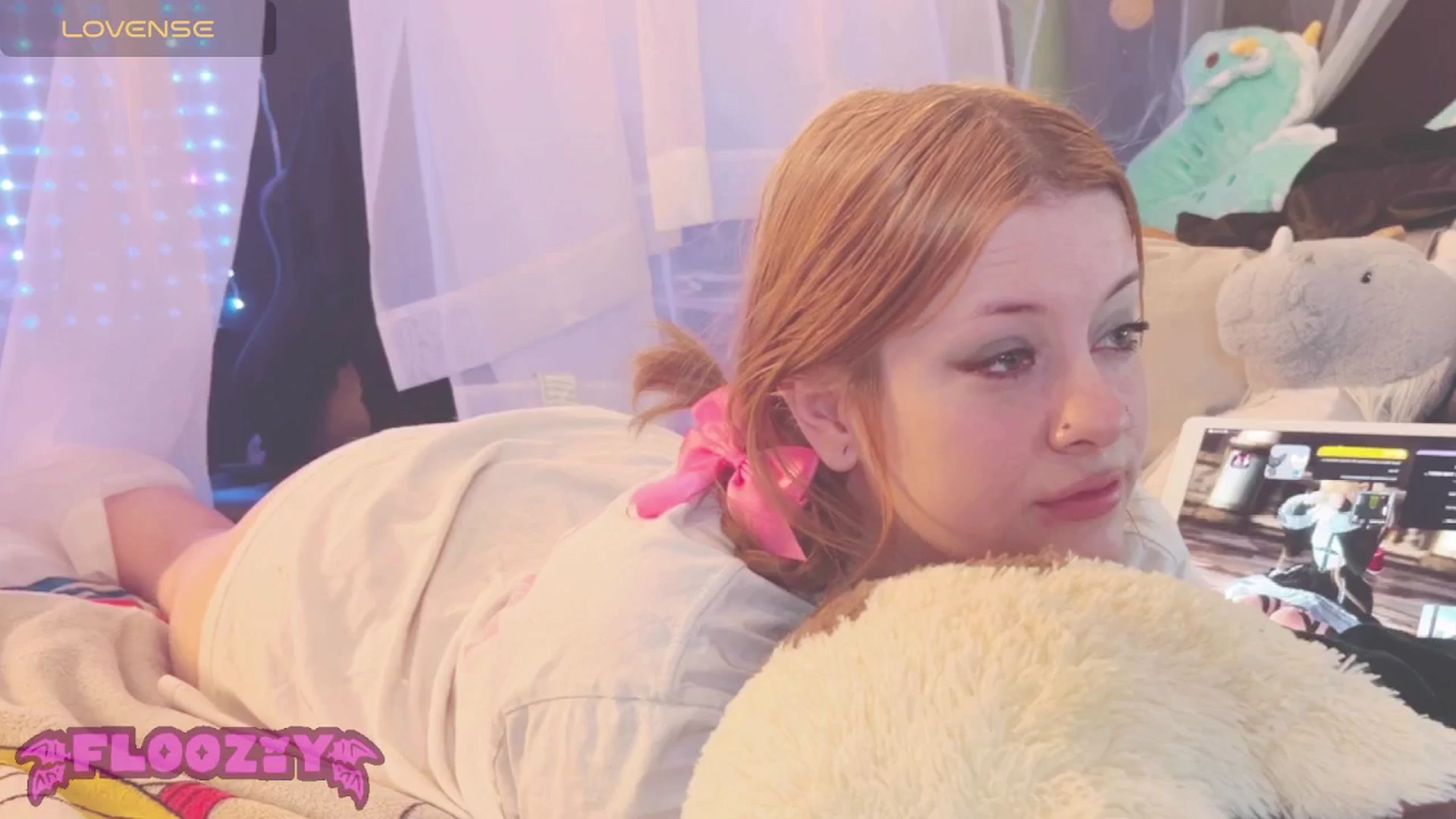 Gallery image thumbnail from flooziy's myfreecams stream on, 05/28/2024, 03:54 image 20 of 20