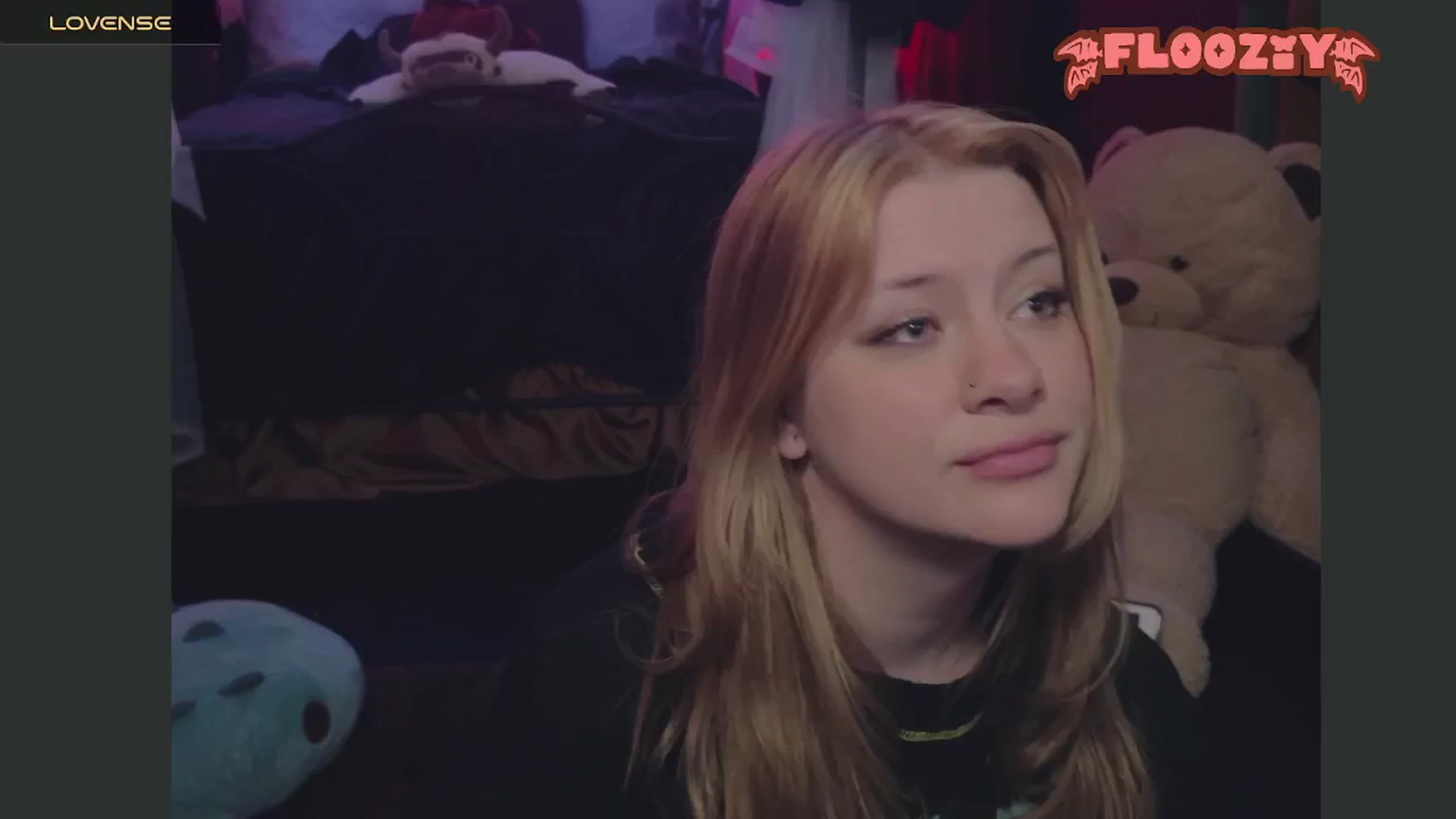 Gallery image thumbnail from flooziy's myfreecams stream on, 06/15/2024, 09:06 image 15 of 20