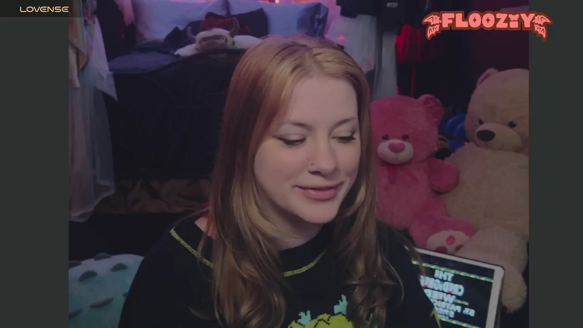 Gallery image thumbnail from flooziy's myfreecams stream on, 06/15/2024, 09:06 image 2 of 20