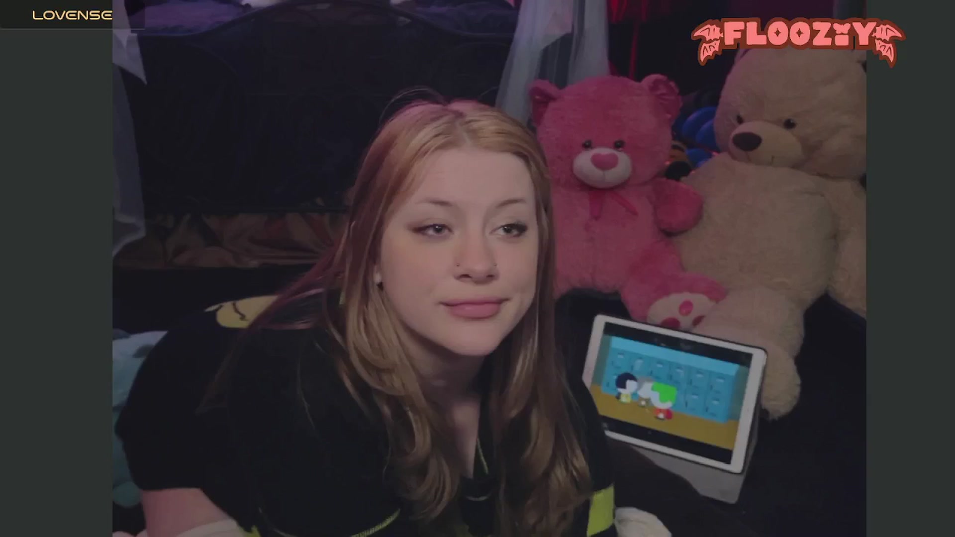 Gallery image thumbnail from flooziy's myfreecams stream on, 06/15/2024, 09:06 image 6 of 20