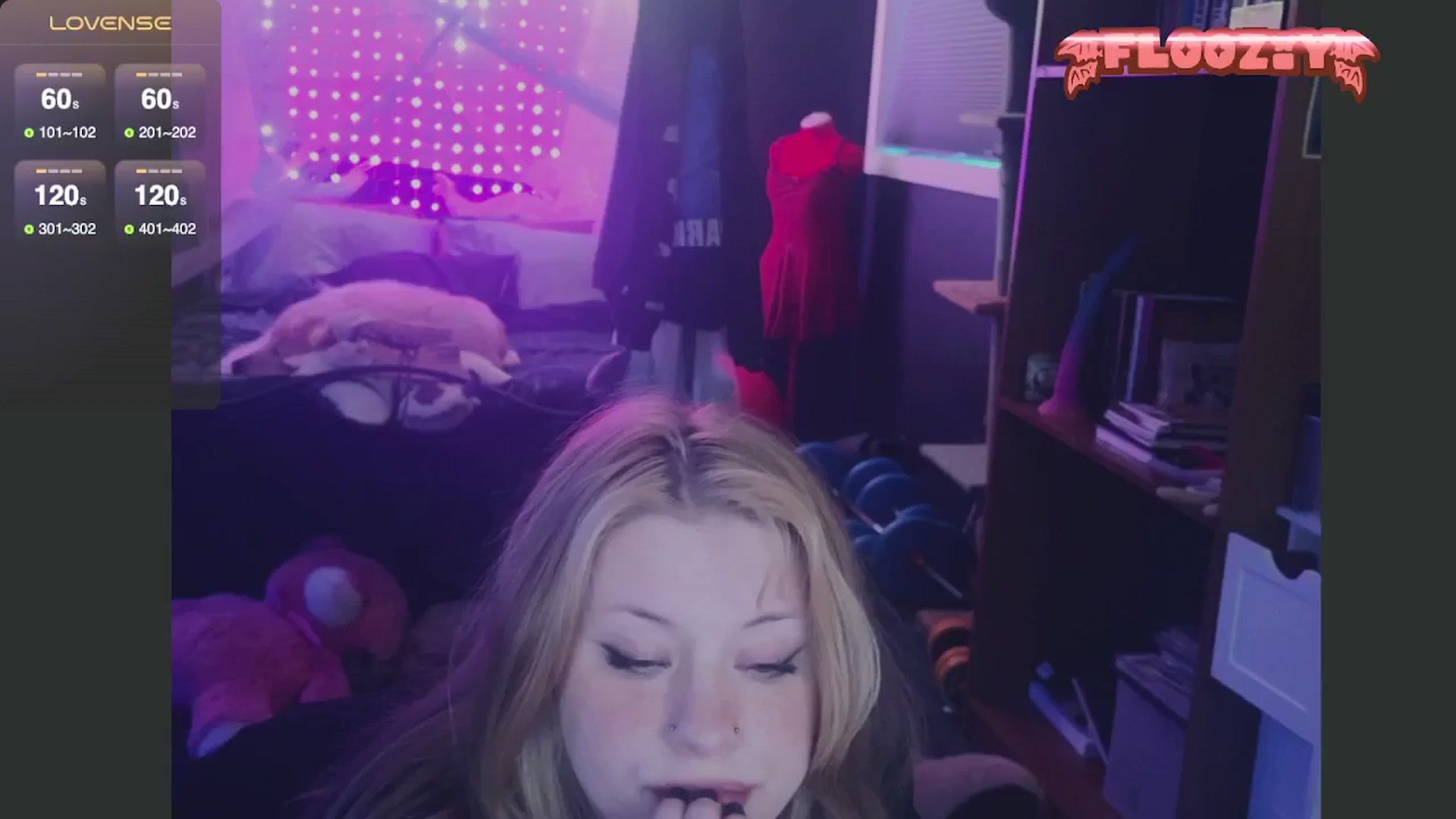 Gallery image thumbnail from flooziy's myfreecams stream on, 06/24/2024, 02:40 image 5 of 20