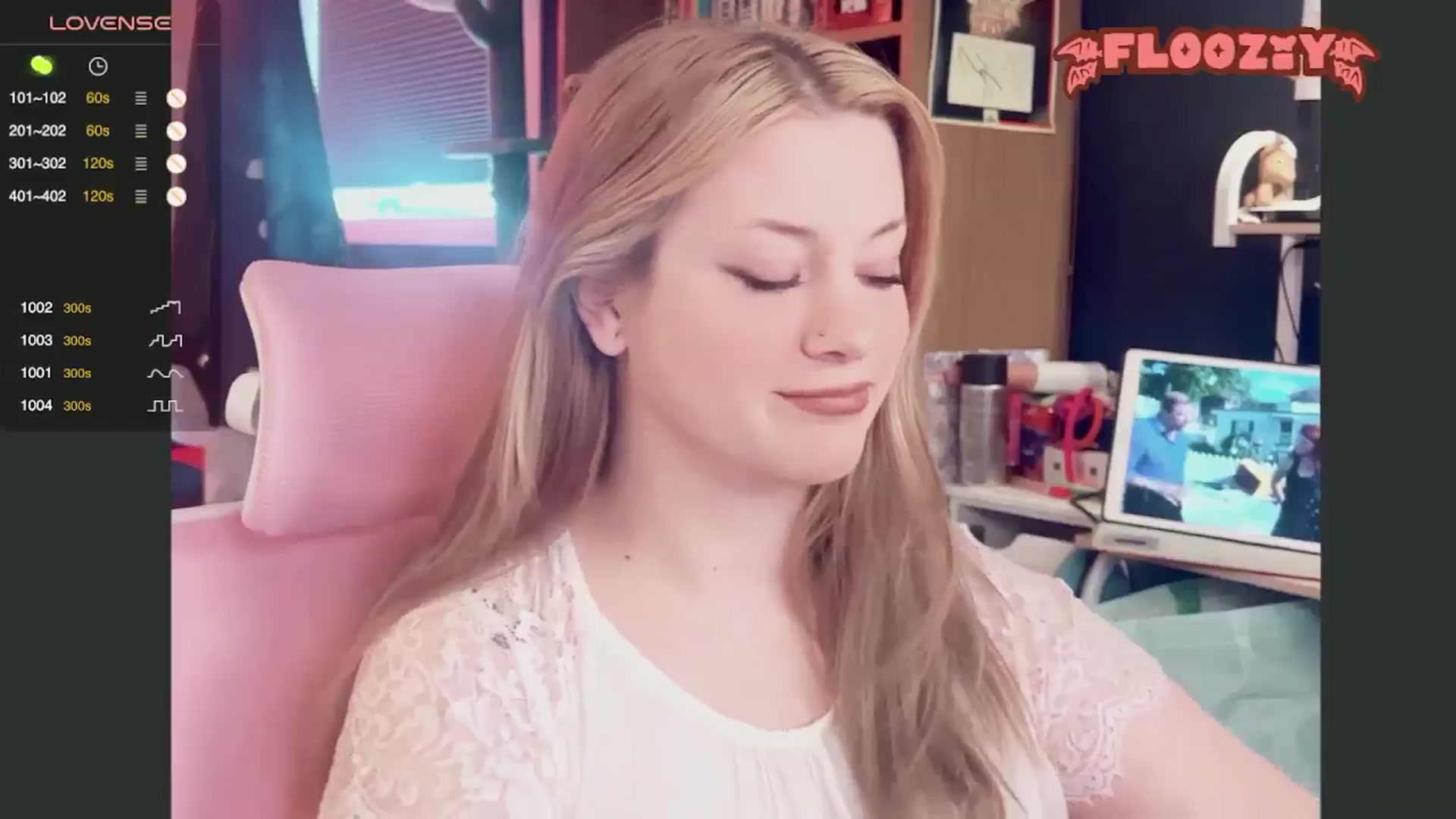Gallery image thumbnail from flooziy's myfreecams stream on, 06/29/2024, 23:59 image 2 of 20