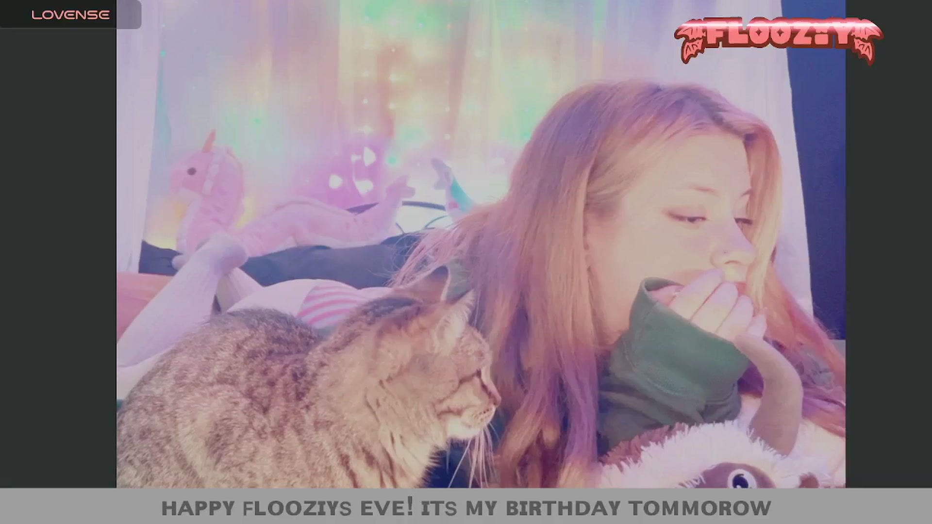 Gallery image thumbnail from flooziy's myfreecams stream on, 07/10/2024, 11:13 image 1 of 20
