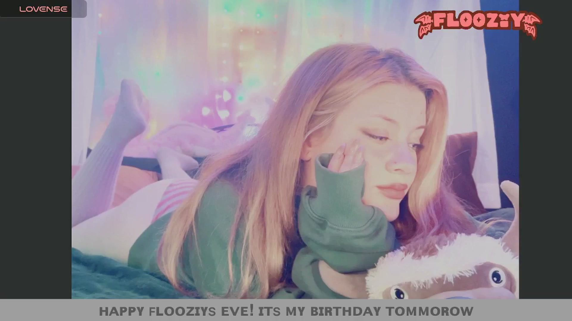 Gallery image thumbnail from flooziy's myfreecams stream on, 07/10/2024, 11:13 image 6 of 20