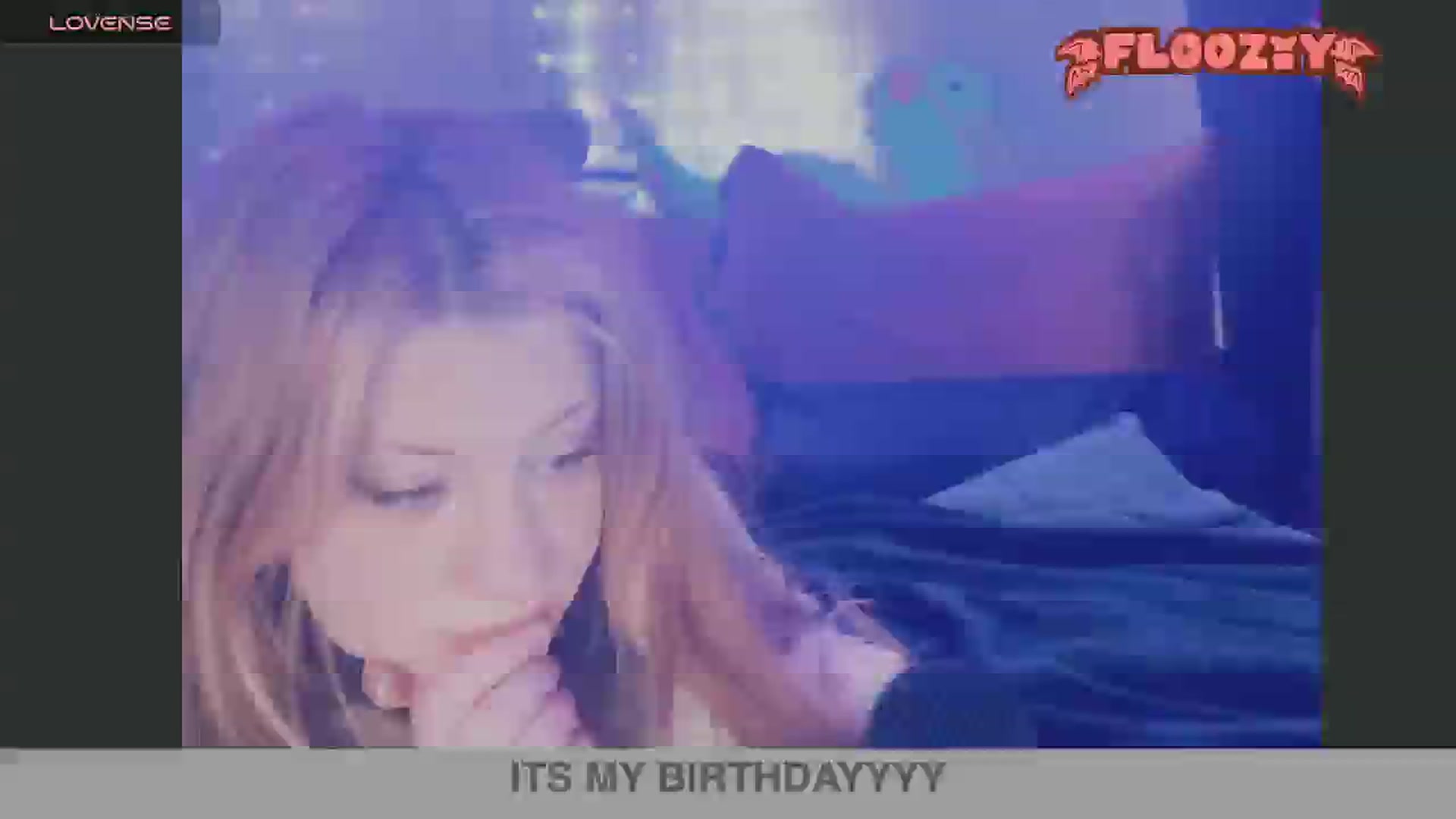 Gallery image thumbnail from flooziy's myfreecams stream on, 07/11/2024, 08:25 image 15 of 20