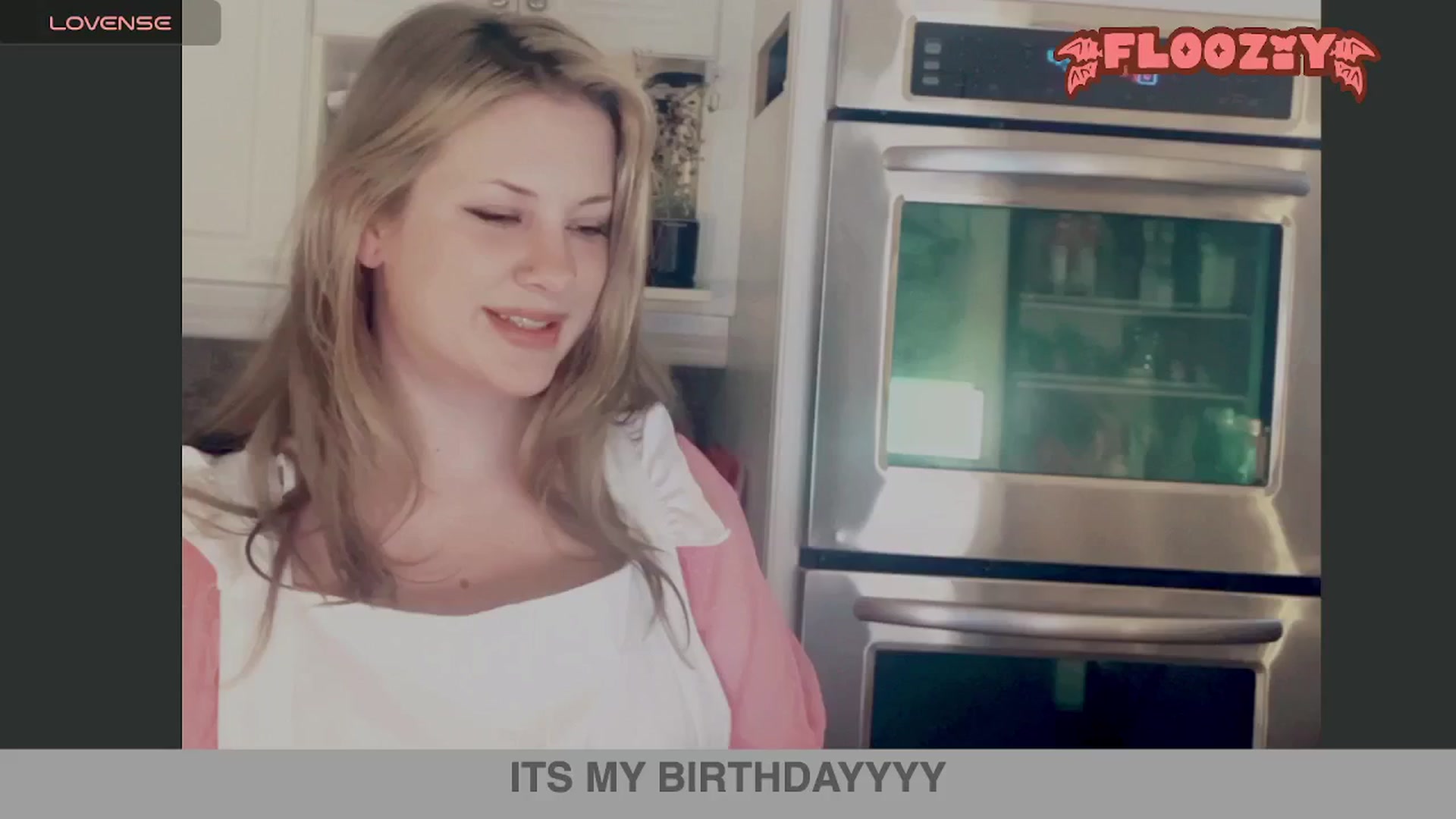 Gallery image thumbnail from flooziy's myfreecams stream on, 07/12/2024, 06:41 image 5 of 20