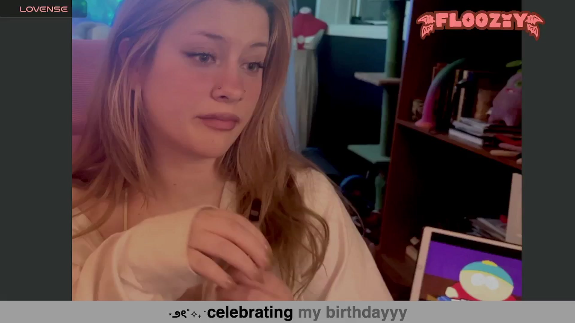 Gallery image thumbnail from flooziy's myfreecams stream on, 07/15/2024, 08:03 image 20 of 20