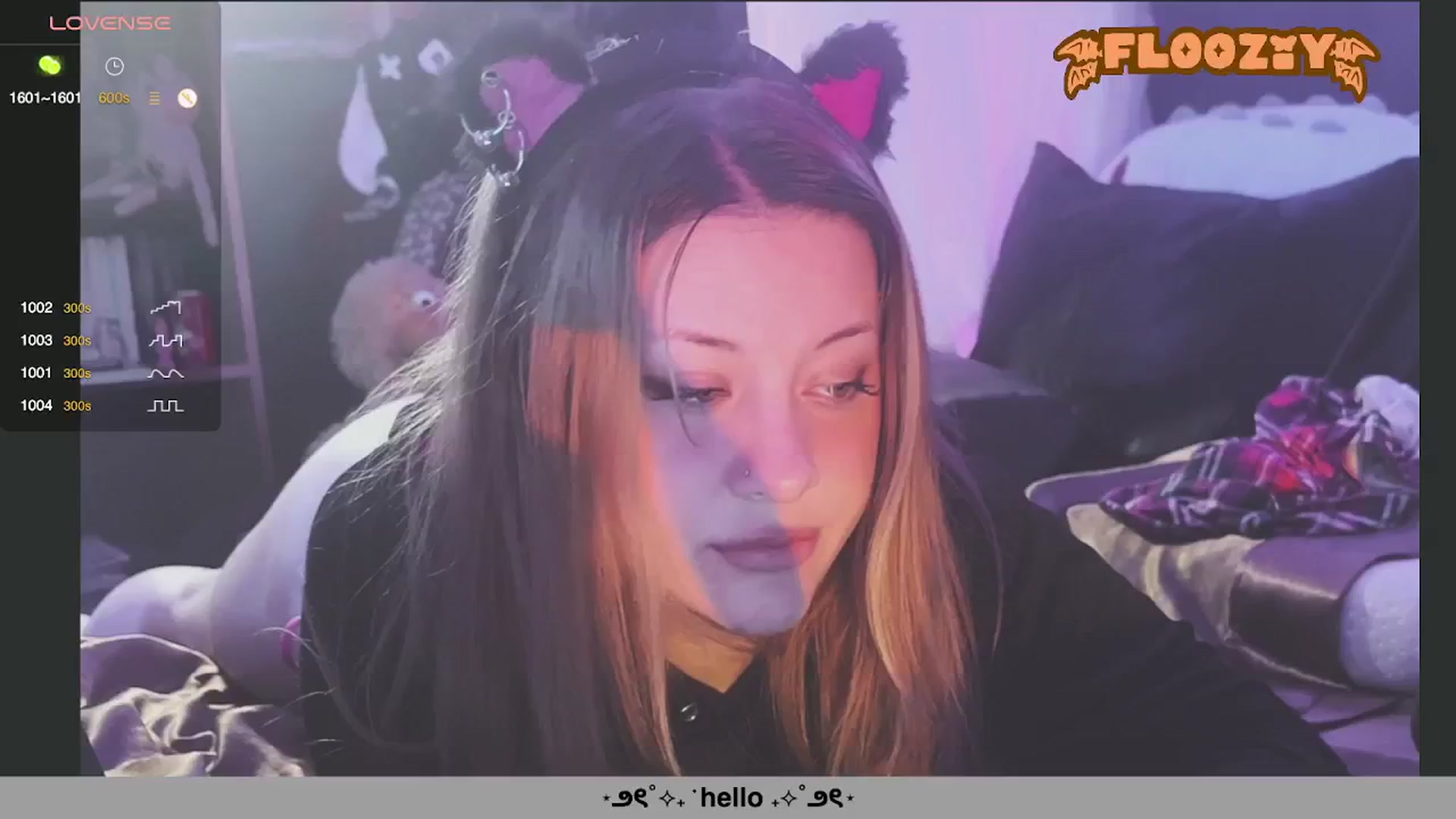 Gallery image thumbnail from flooziy's myfreecams stream on, 10/27/2024, 06:30 image 15 of 20
