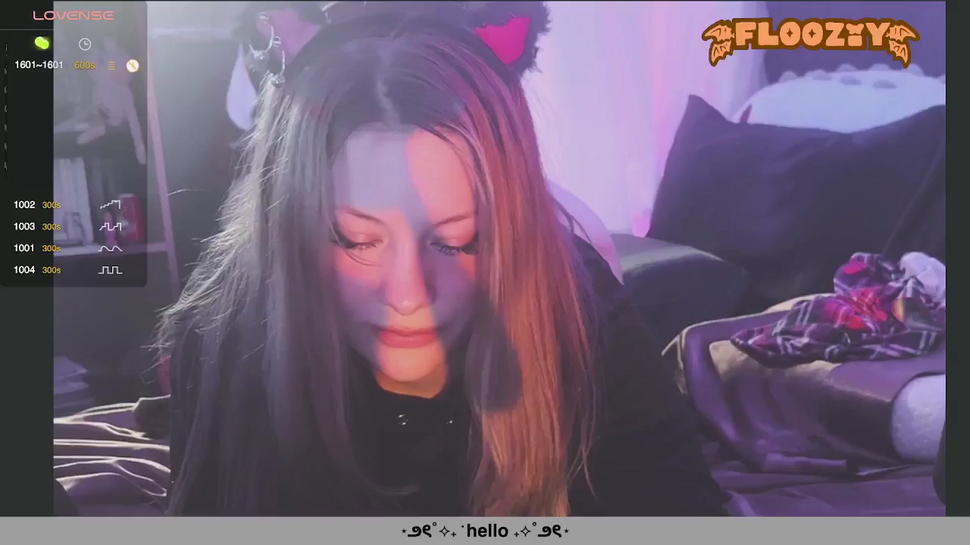 Gallery image thumbnail from flooziy's myfreecams stream on, 10/27/2024, 06:30 image 2 of 20