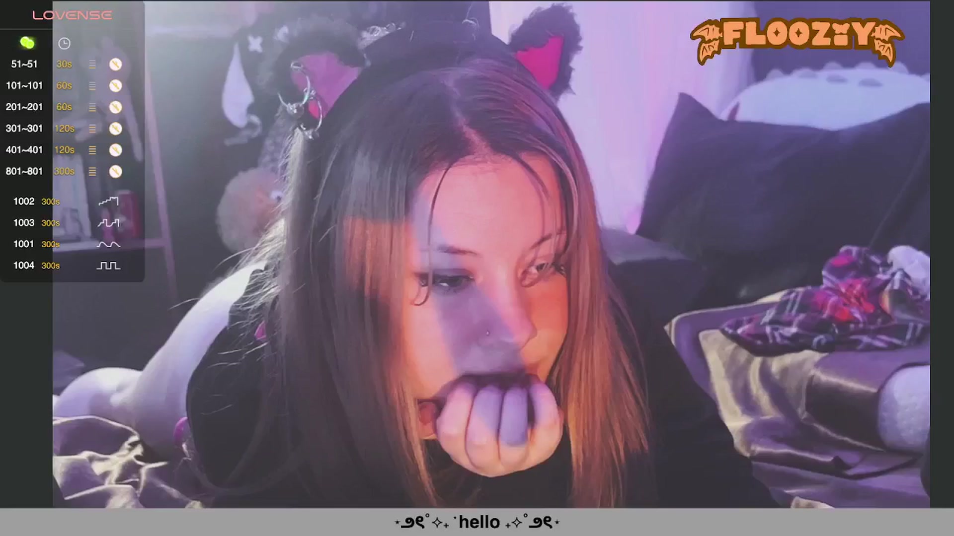 Gallery image thumbnail from flooziy's myfreecams stream on, 10/27/2024, 06:30 image 9 of 20