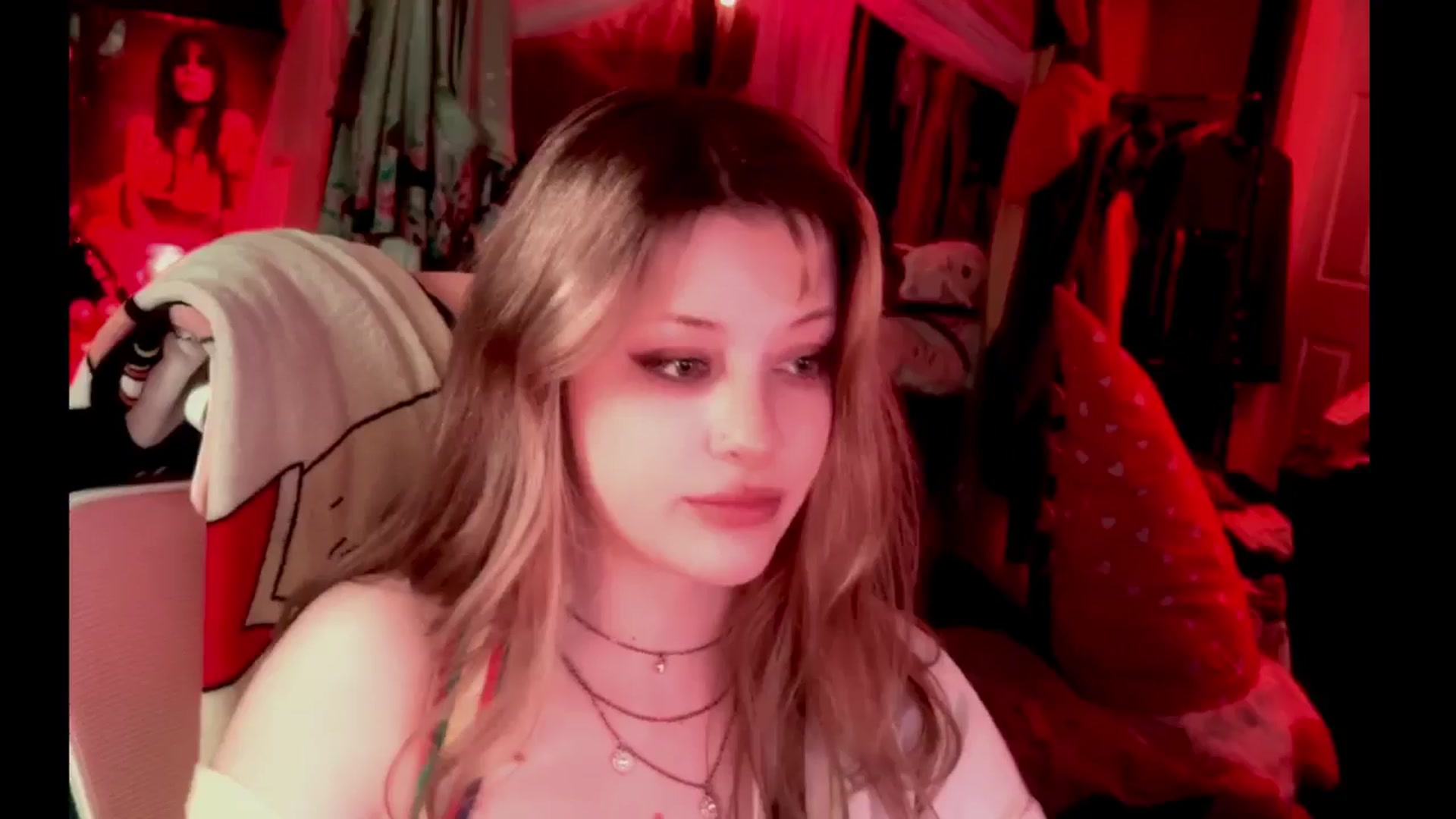 Gallery image thumbnail from flooziy's myfreecams stream on, 11/01/2024, 01:29 image 7 of 20