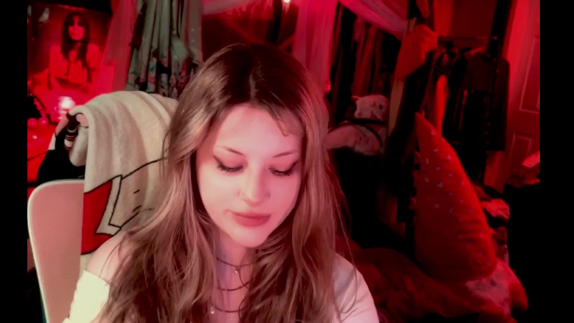 Gallery image thumbnail from flooziy's myfreecams stream on, 11/01/2024, 01:29 image 9 of 20