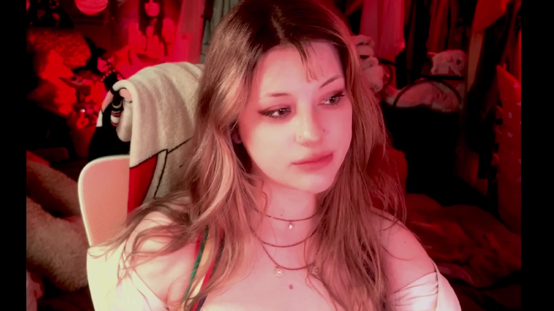 Gallery image thumbnail from flooziy's myfreecams stream on, 11/01/2024, 01:29 image 12 of 20