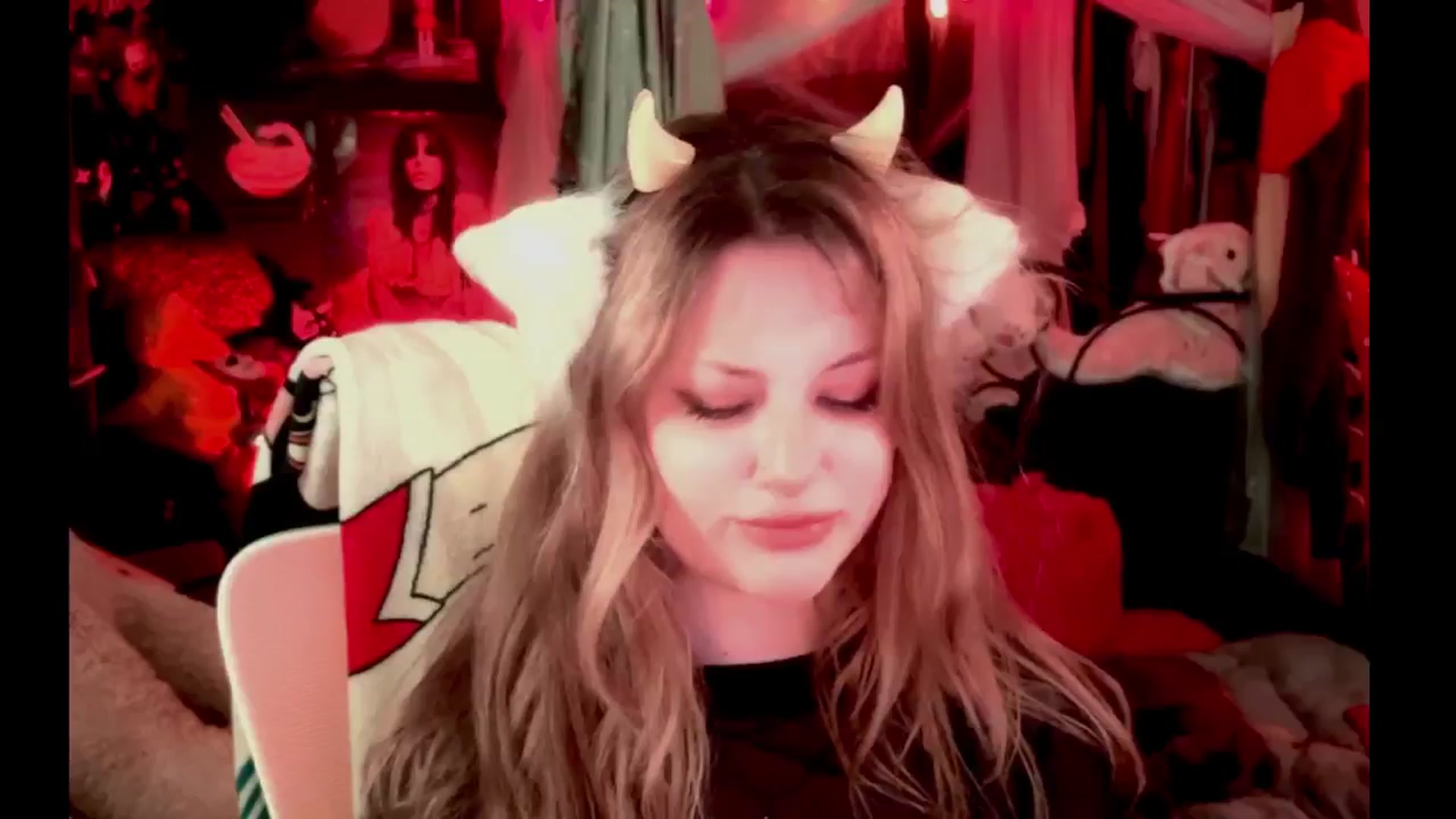 Gallery image thumbnail from flooziy's myfreecams stream on, 11/01/2024, 01:29 image 2 of 20