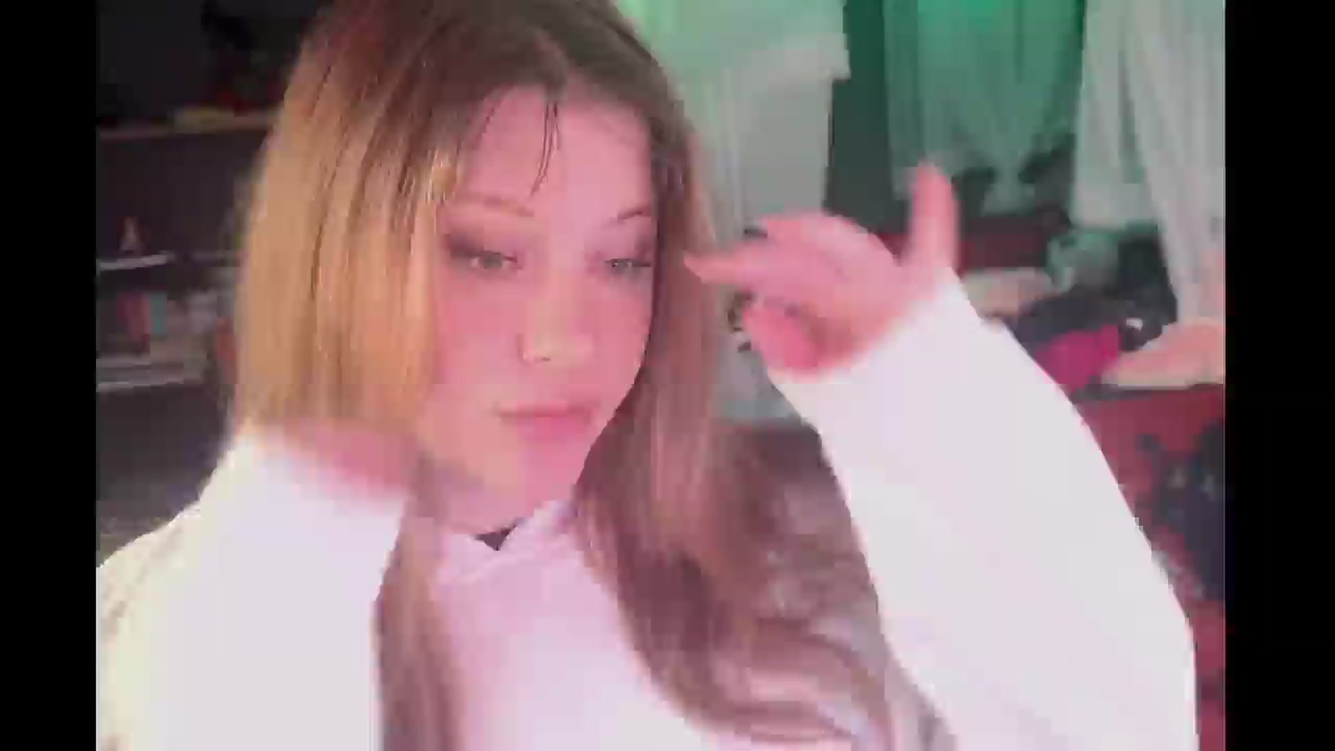 Gallery image thumbnail from flooziy's myfreecams stream on, 12/09/2024, 07:55 image 19 of 20
