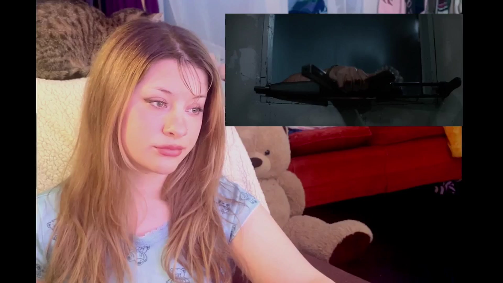Gallery image thumbnail from flooziy's myfreecams stream on, 12/11/2024, 09:38 image 7 of 20