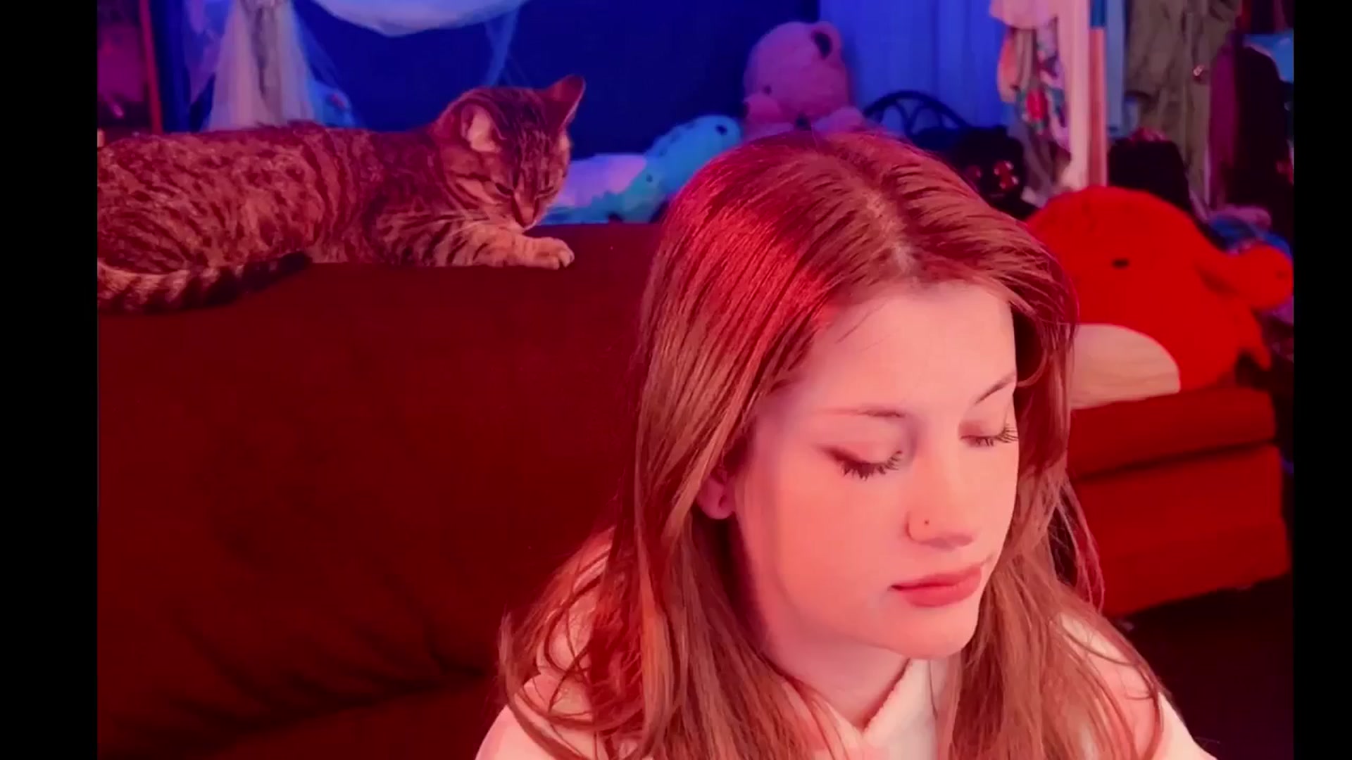 Gallery image thumbnail from flooziy's myfreecams stream on, 01/15/2025, 12:57 image 16 of 20