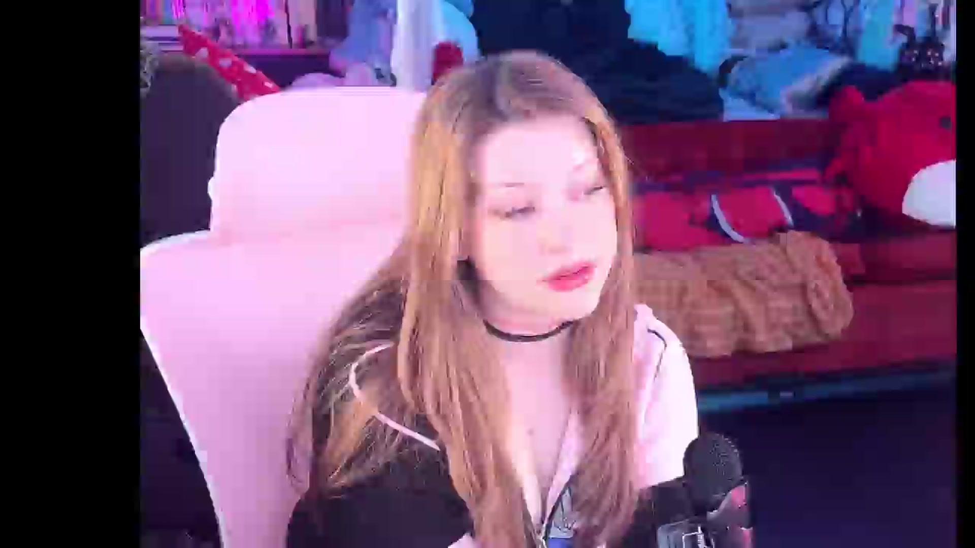 Gallery image thumbnail from flooziy's myfreecams stream on, 01/27/2025, 08:32 image 7 of 20