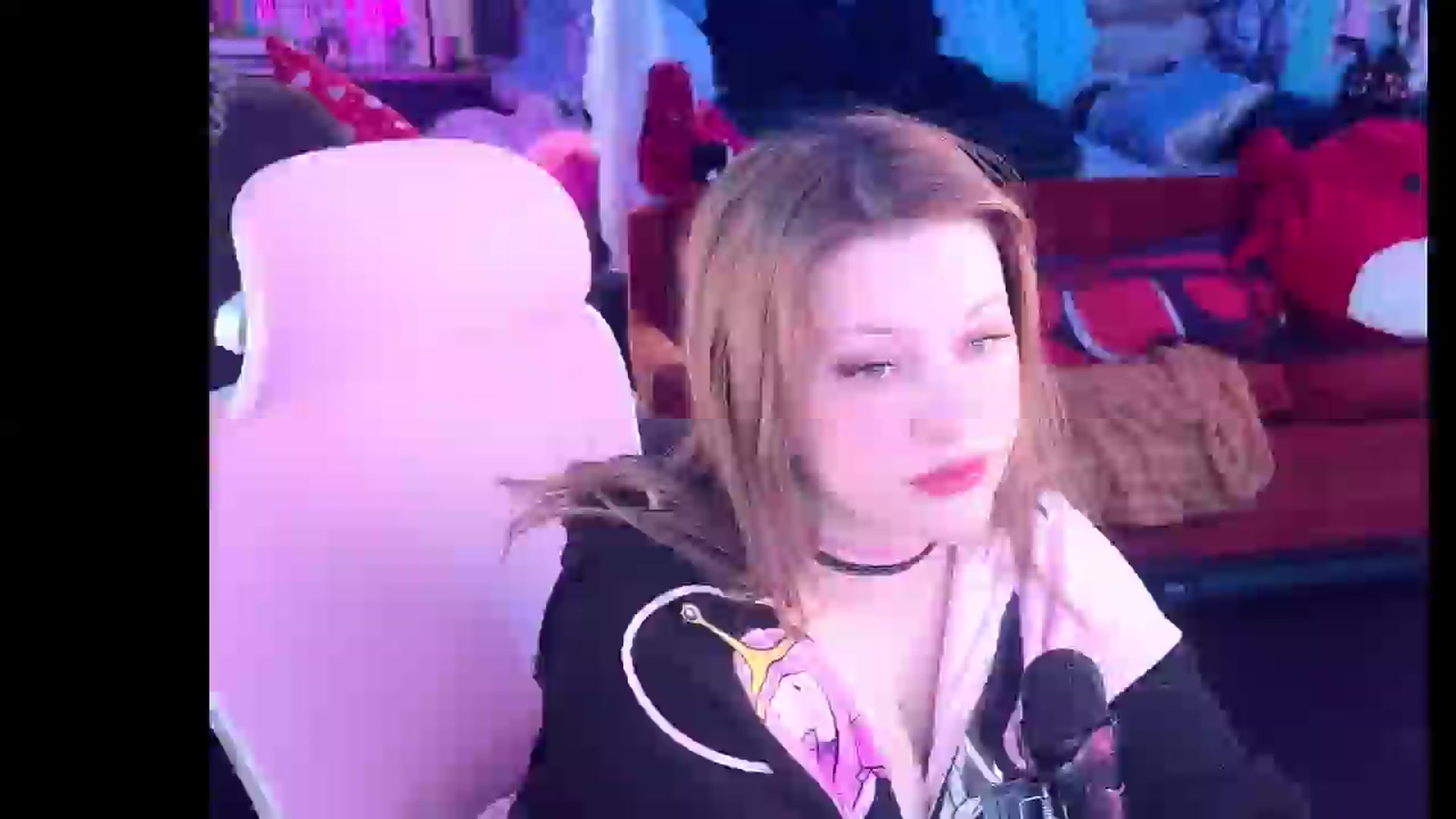 Gallery image thumbnail from flooziy's myfreecams stream on, 01/27/2025, 08:32 image 12 of 20