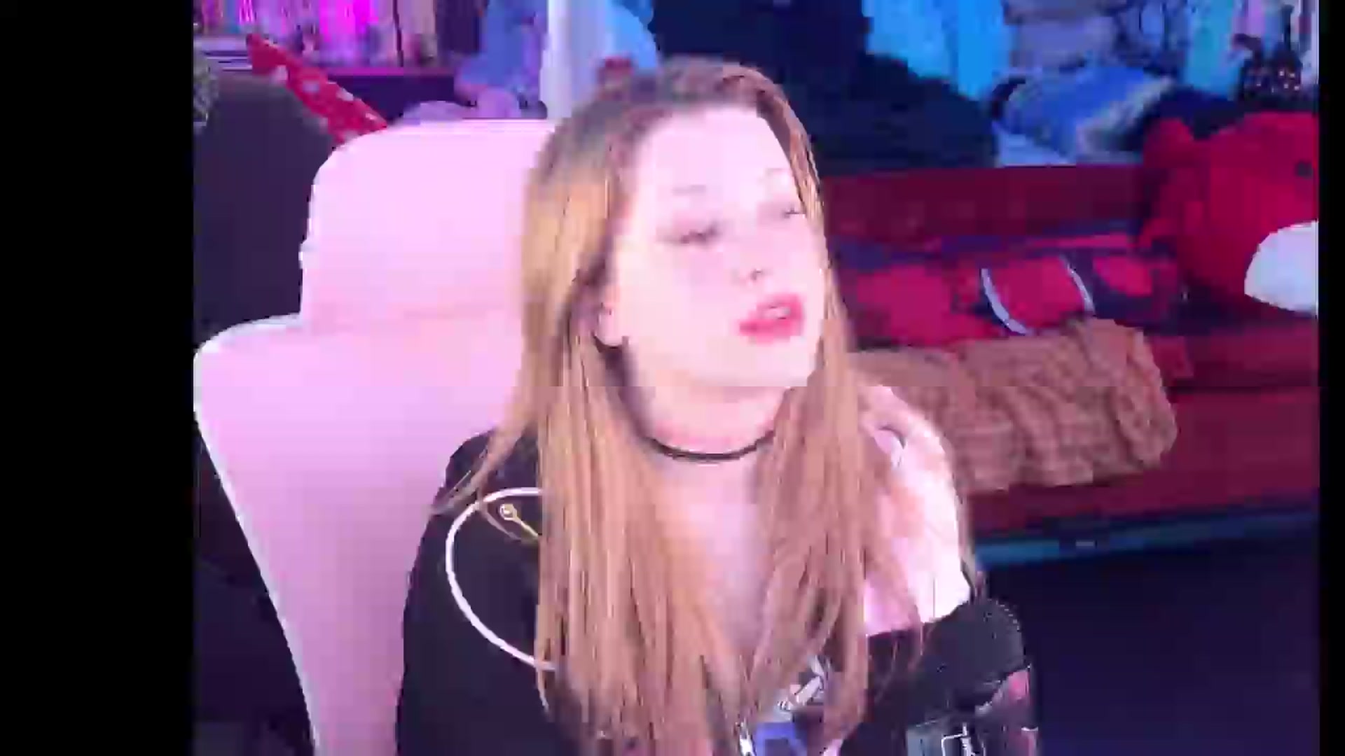Gallery image thumbnail from flooziy's myfreecams stream on, 01/27/2025, 08:32 image 9 of 20