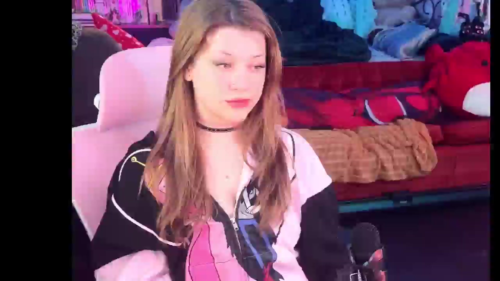 Gallery image thumbnail from flooziy's myfreecams stream on, 01/27/2025, 08:32 image 13 of 20