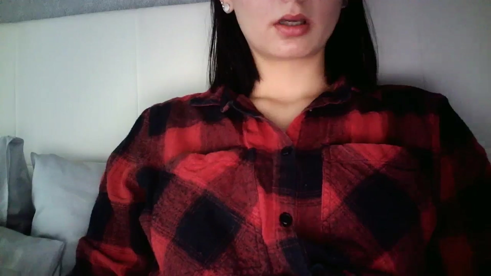 Gallery image thumbnail from flower_girll's myfreecams stream on, 02/07/2024, 12:36 image 9 of 20