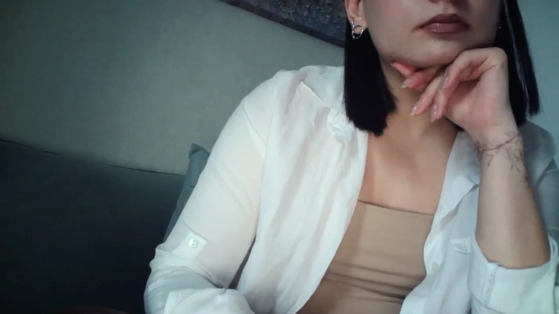Gallery image thumbnail from flower_girll's myfreecams stream on, 02/15/2024, 12:38 image 17 of 20