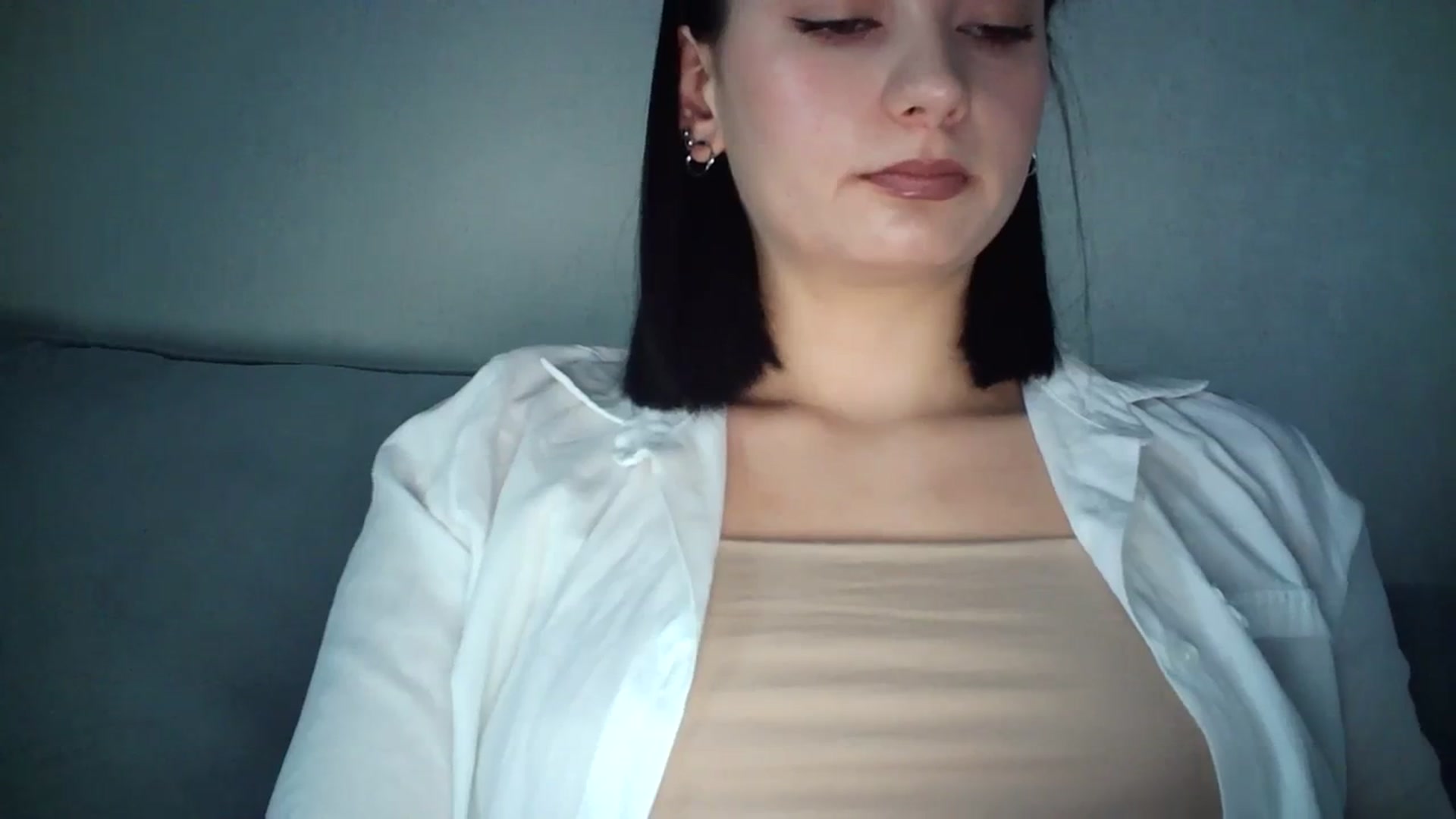 Gallery image thumbnail from flower_girll's myfreecams stream on, 02/15/2024, 12:38 image 7 of 20