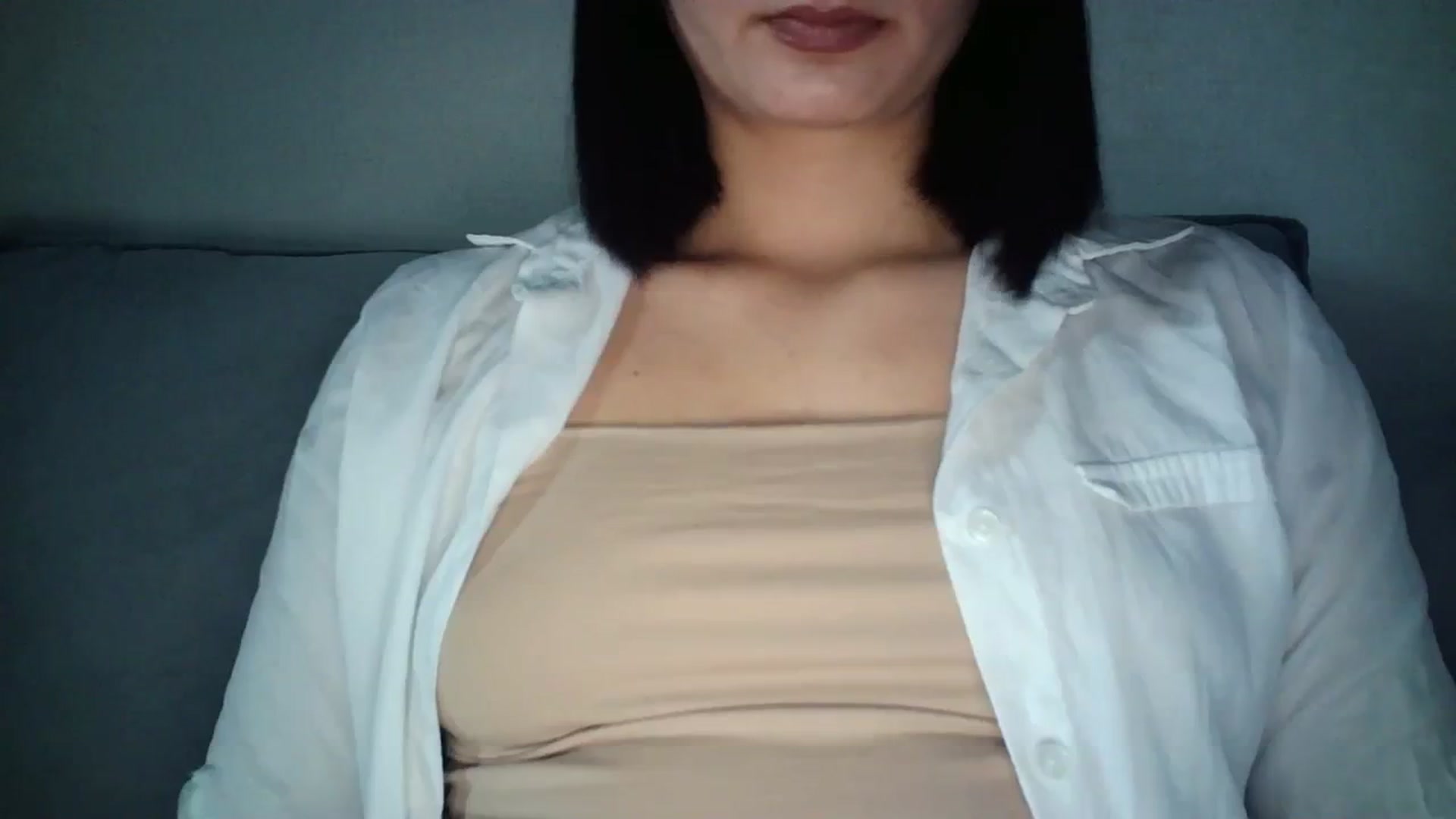 Gallery image thumbnail from flower_girll's myfreecams stream on, 02/15/2024, 12:38 image 14 of 20