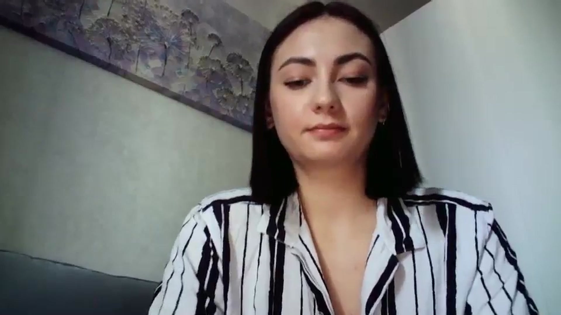 Gallery image thumbnail from flower_girll's myfreecams stream on, 02/27/2024, 10:47 image 4 of 20