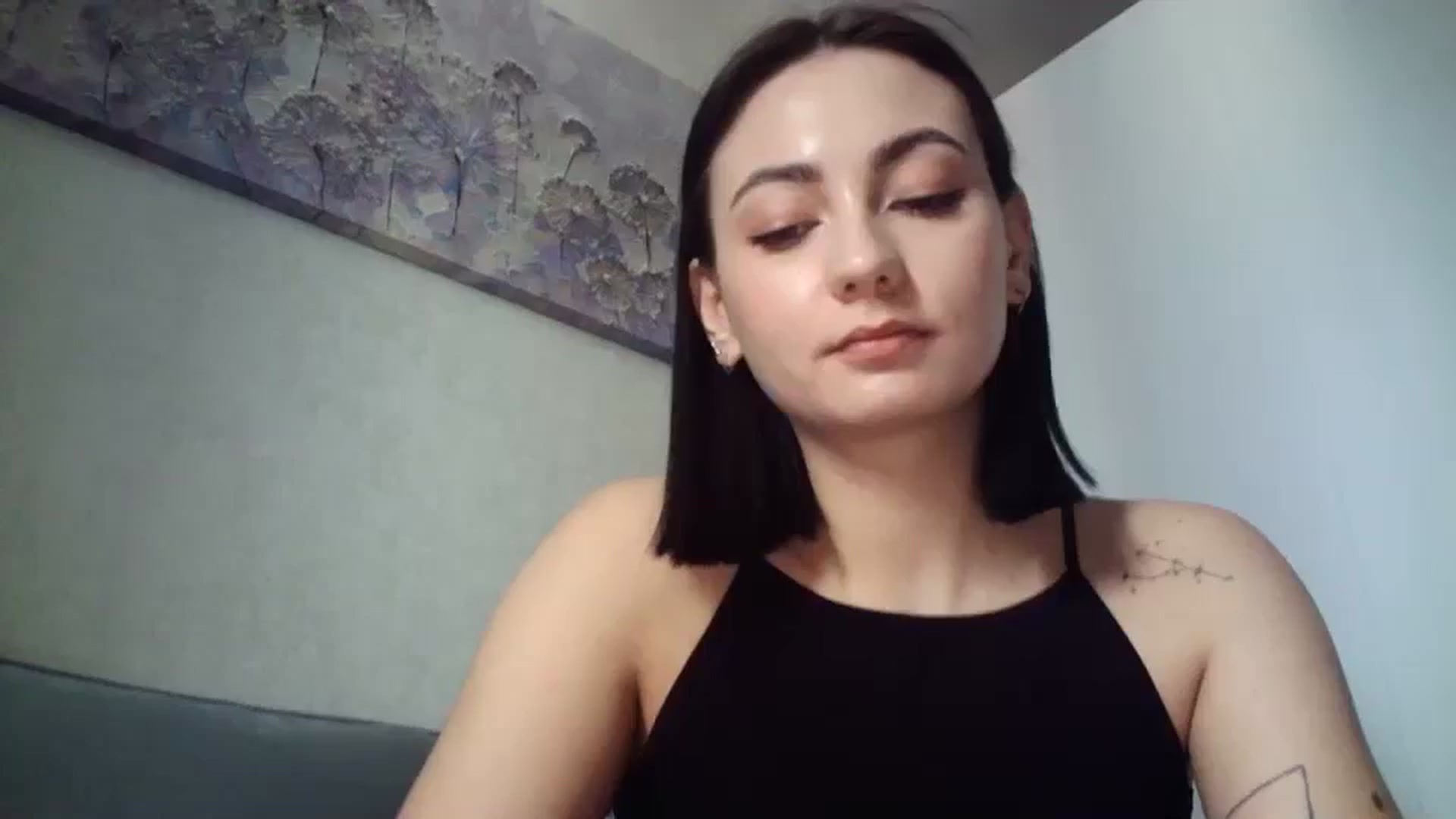 Gallery image thumbnail from flower_girll's myfreecams stream on, 03/05/2024, 12:47 image 1 of 20